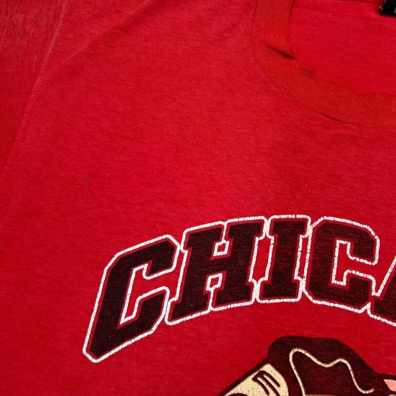 Vintage VINTAGE Screen Stars NHL Chicago Blackhawks Ice Hockey T-Shirt L Mens Red 90s Graphic Print Short Sleeve Round Neck Size US L / EU 52-54 / 3 - 7 Thumbnail