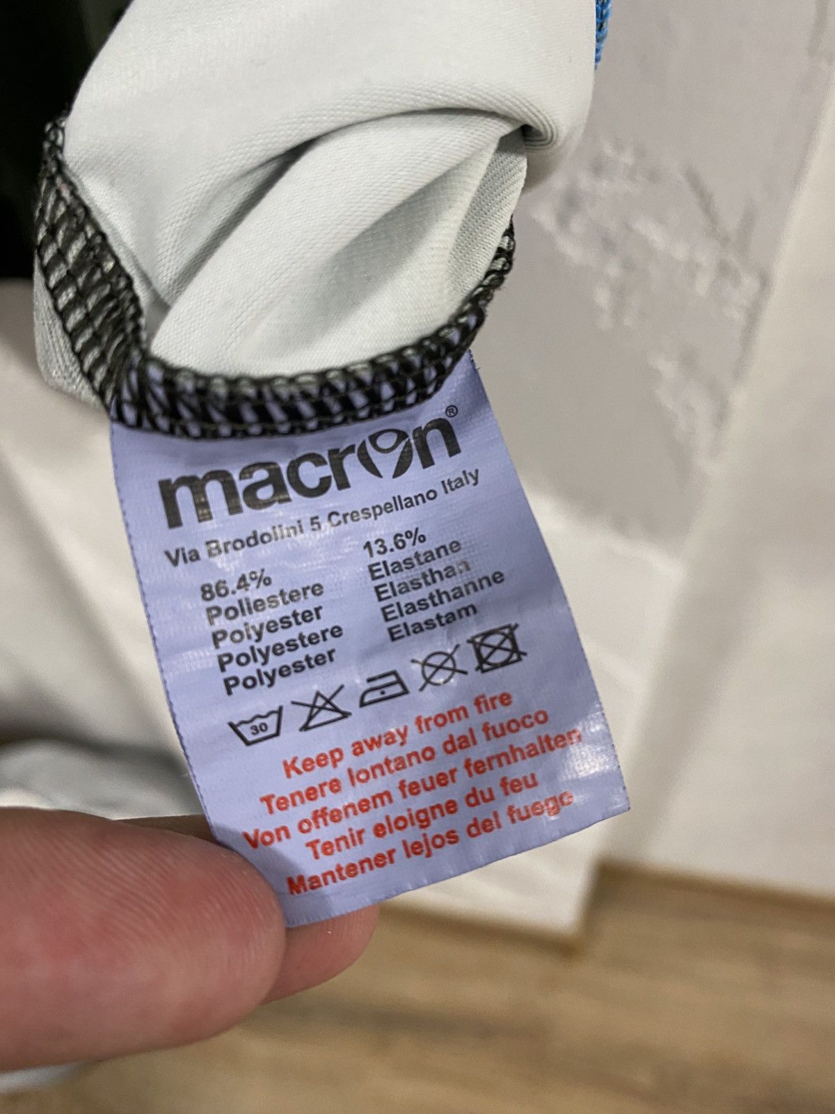 Macron Napoli Macron SSC 2013 2014 European Away Jersey Size:L Size US L / EU 52-54 / 3 - 7 Thumbnail