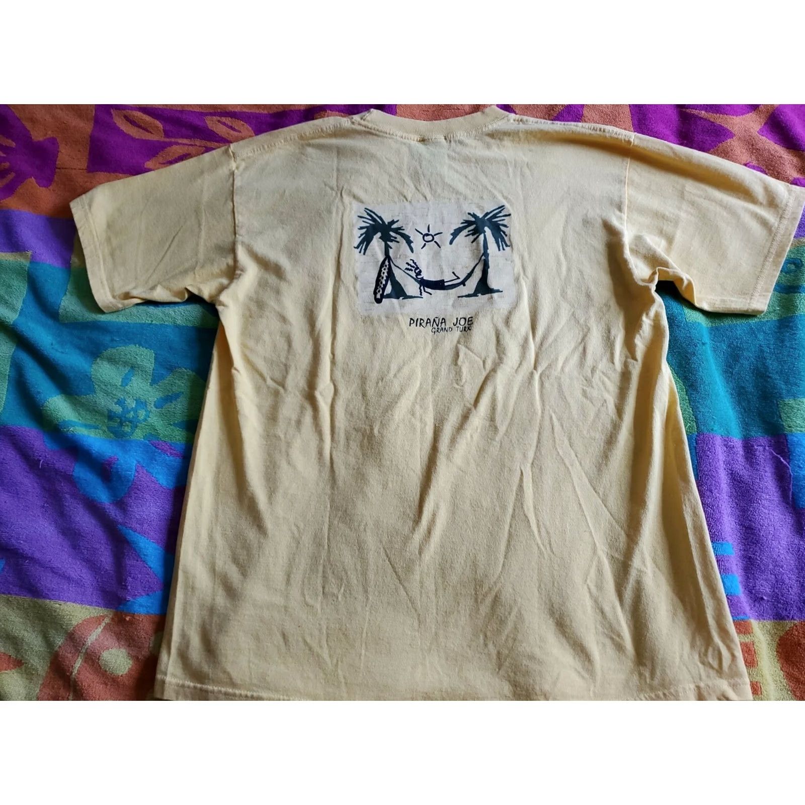 Vintage VINTAGE Pirana Joe Grand Turk Island Hammock Vacation Short Sleeve TShirt SZ L Large Yellow Cotton Men Crew Neck Paradise Surfing 90s Size US L / EU 52-54 / 3 - 4 Thumbnail