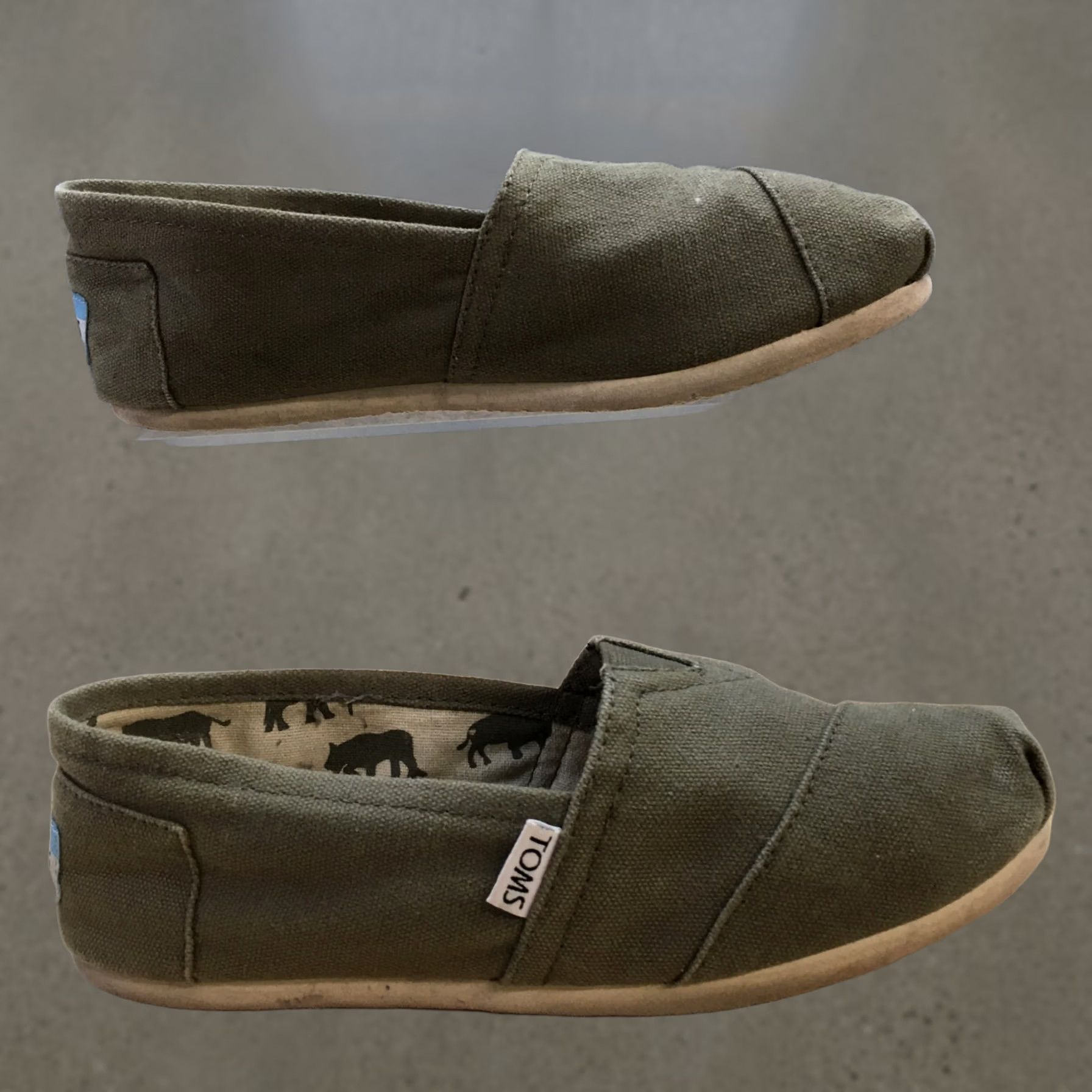 Toms TOMS Womens Loafer Slip-On Flats Green Fabric Slip-On Low Top Casual Shoes 7 Size M / US 6-8 / IT 42-44 - 1 Thumbnail