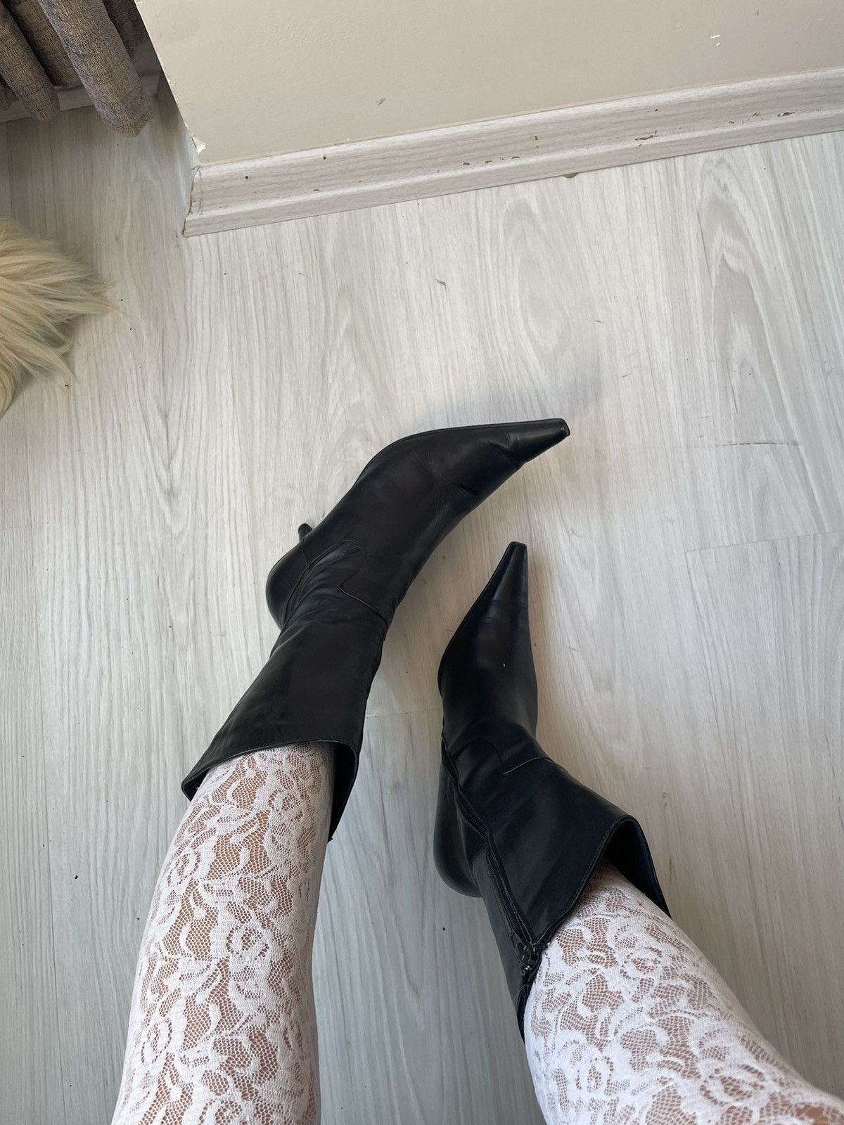 Vintage 00’s leather boots Size US 7.5 / IT 37.5 - 3 Thumbnail