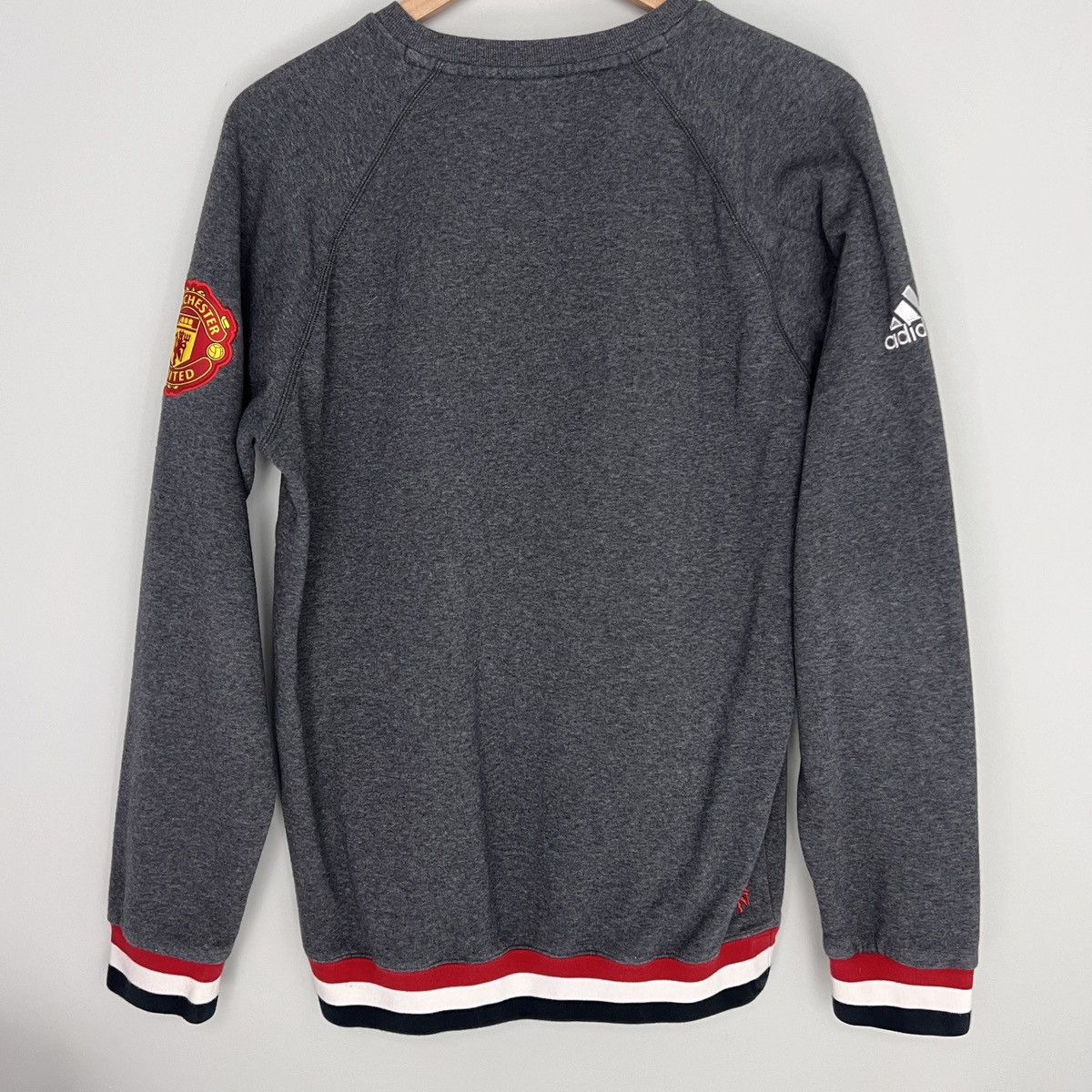 Adidas Adidas Sz Medium Manchester United Football Club Sweatshirt Size US M / EU 48-50 / 2 - 2 Thumbnail
