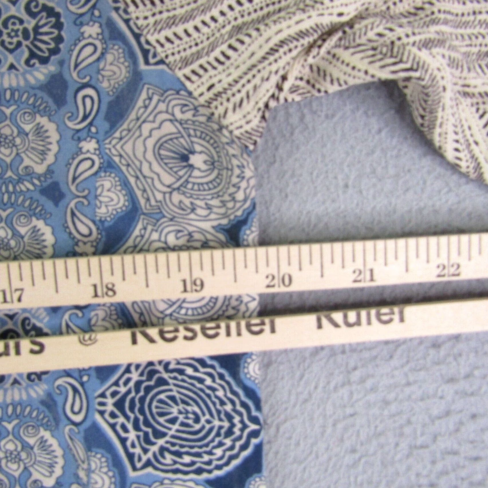Vintage VINTAGE Sundance Shirt Womens M Blue Beige Paisley Floral Boho Blouse Short Sleeve V-Neck Pullover Relaxed Fit Ladies M Size M / US 6-8 / IT 42-44 - 5 Thumbnail