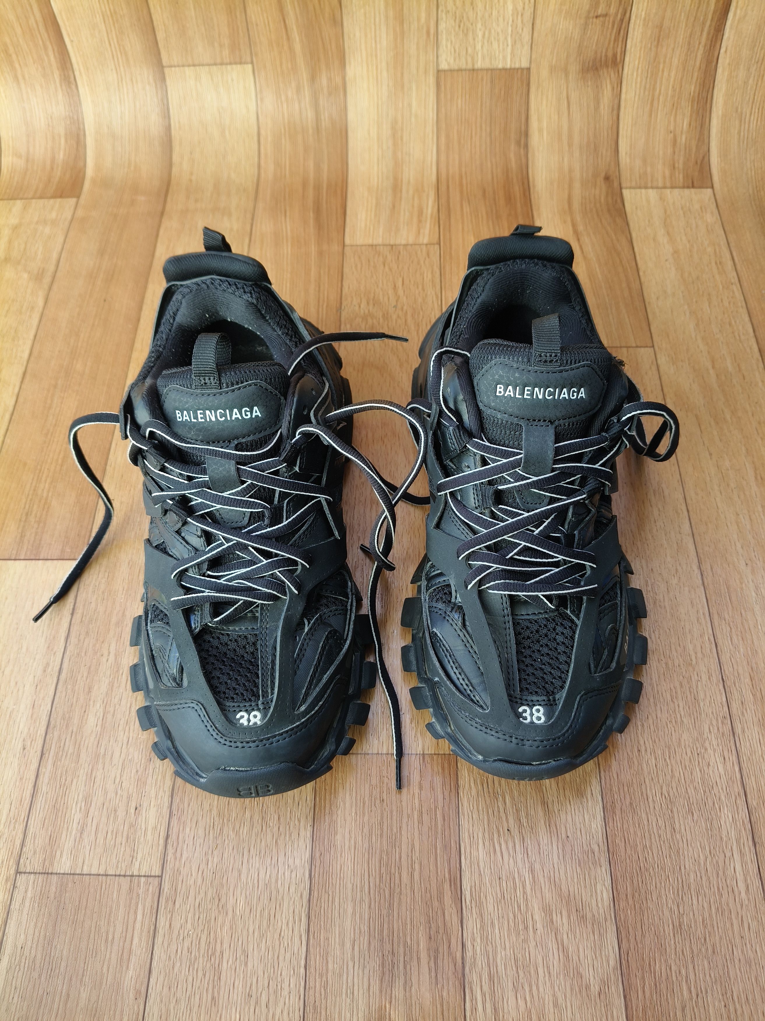 Balenciaga Balenciaga all black track sneakers Size US 6 / EU 39 - 11 Thumbnail