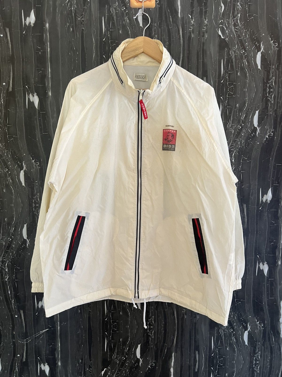 Japanese Brand Suntory BOSS Coffee Windbreaker – Rare Japanese Promo Jacket Size US XXL / EU 58 / 5 - 1 Thumbnail