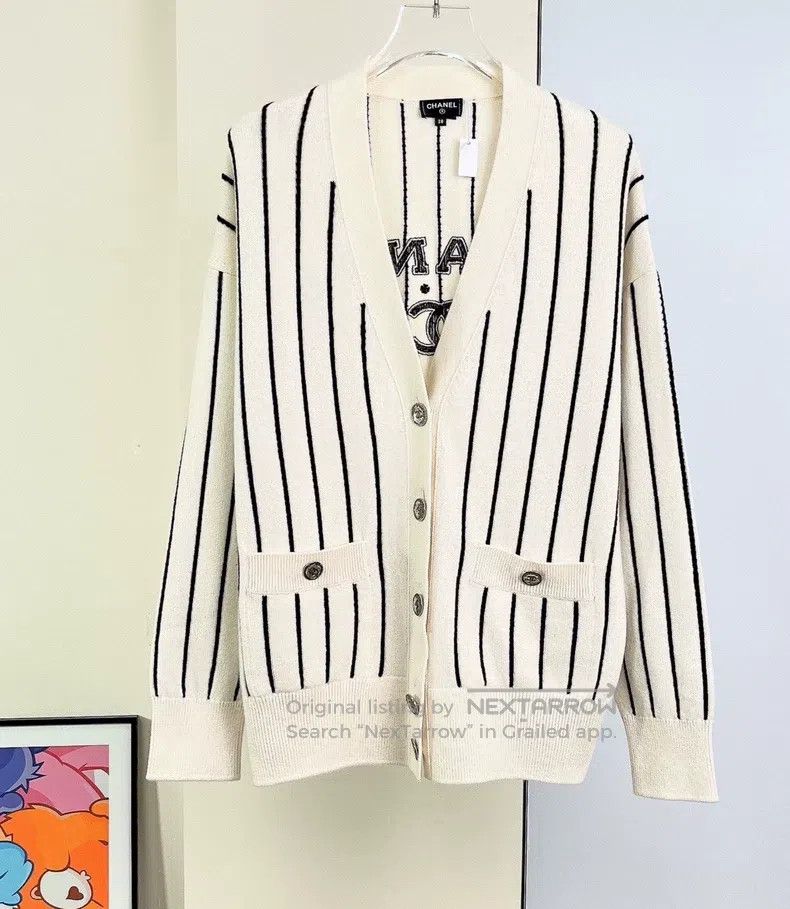 Chanel Chanel 23p white striped knitted cardigan coat Size XS / US 0-2 / IT 36-38 - 2 Thumbnail