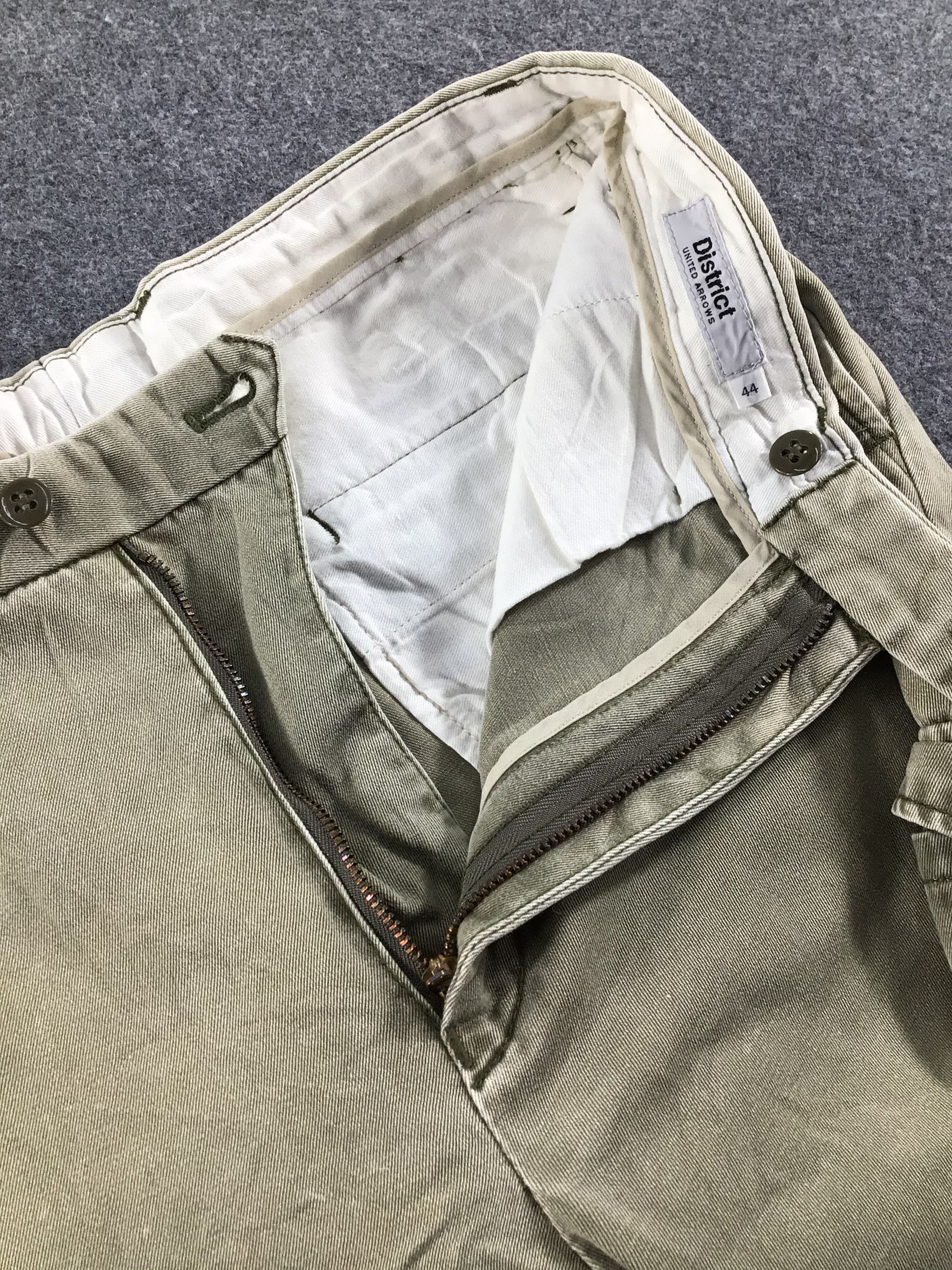 United Arrows District United Arrow Multi Pocket Cargo Pant-J144 Size US 32 / EU 48 - 5 Thumbnail