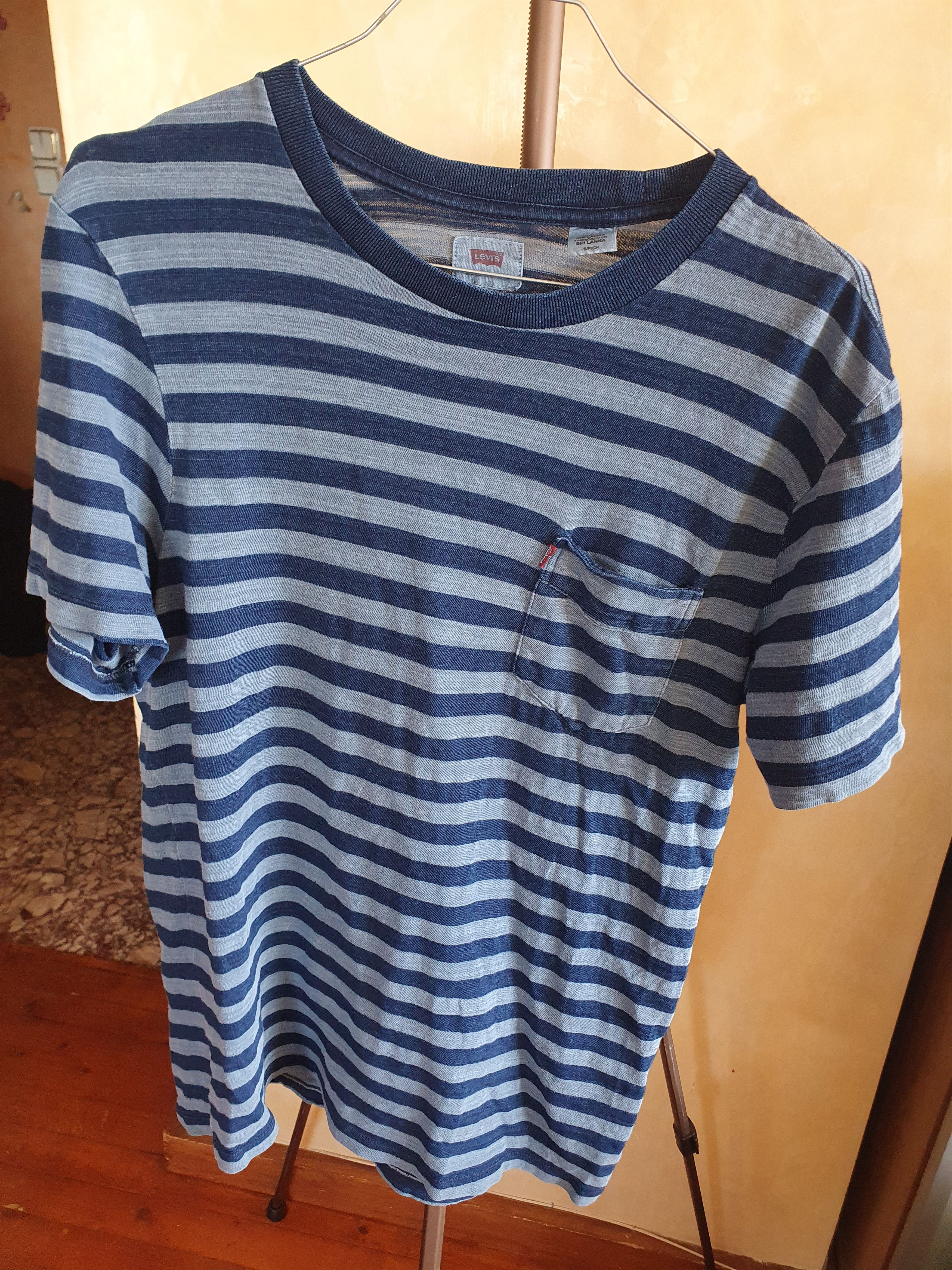 Levi's Levi's Red Tab Pocket t-shirt stripes sz S Size US S / EU 44-46 / 1 - 6 Thumbnail