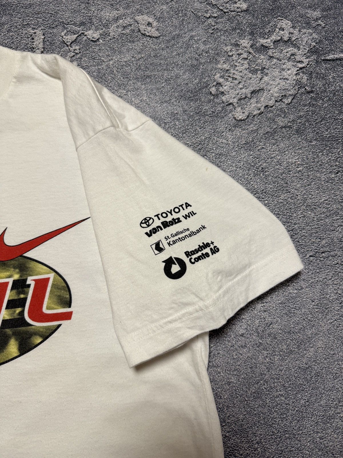 Nike × Vintage Vintage Nike tee big logo rare size M Size US M / EU 48-50 / 2 - 3 Thumbnail