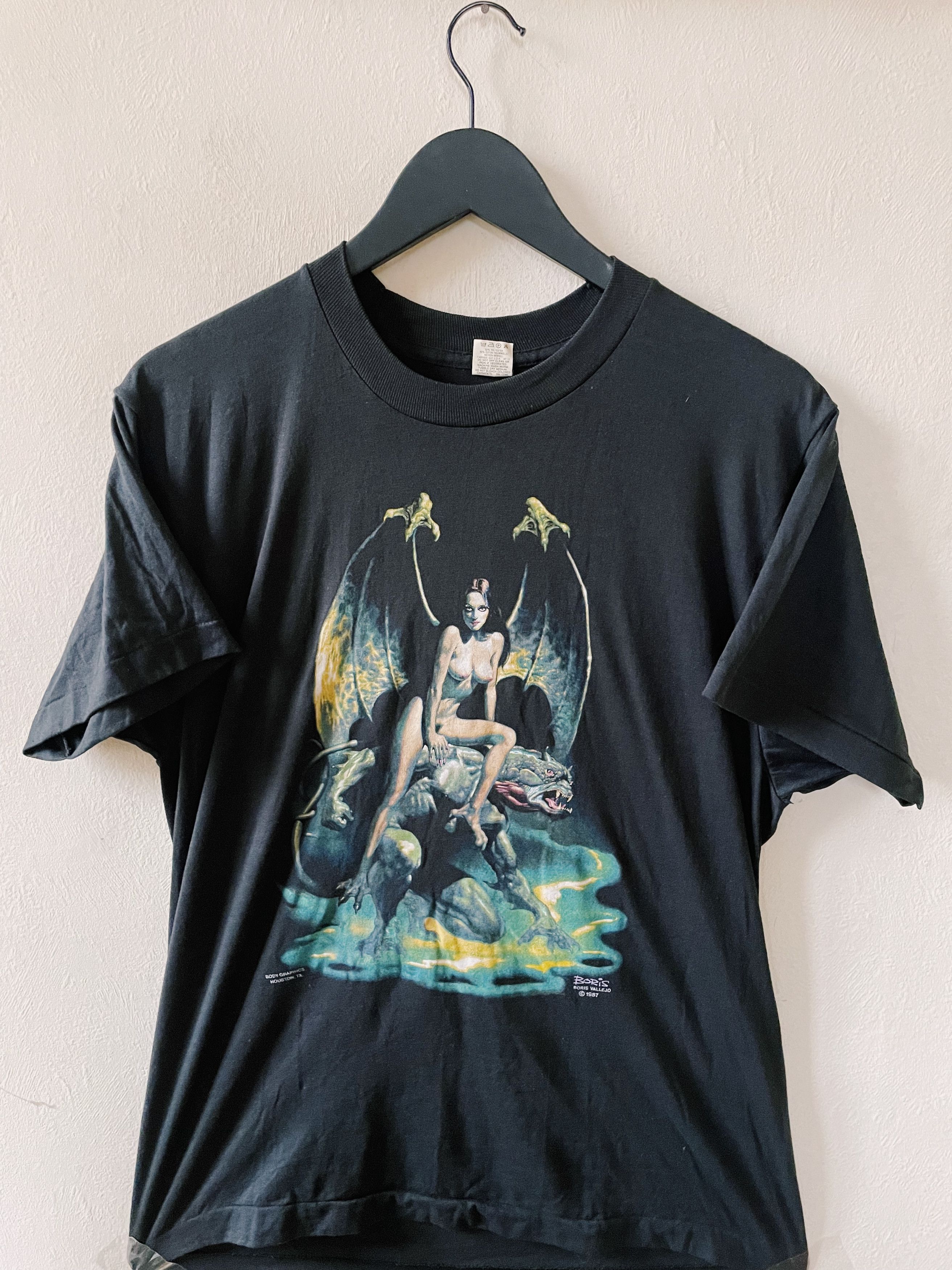 Vintage Vintage 1987 Boris Vallejo Winged Lady On A Sea Monster Tee Size US L / EU 52-54 / 3 - 1 Thumbnail