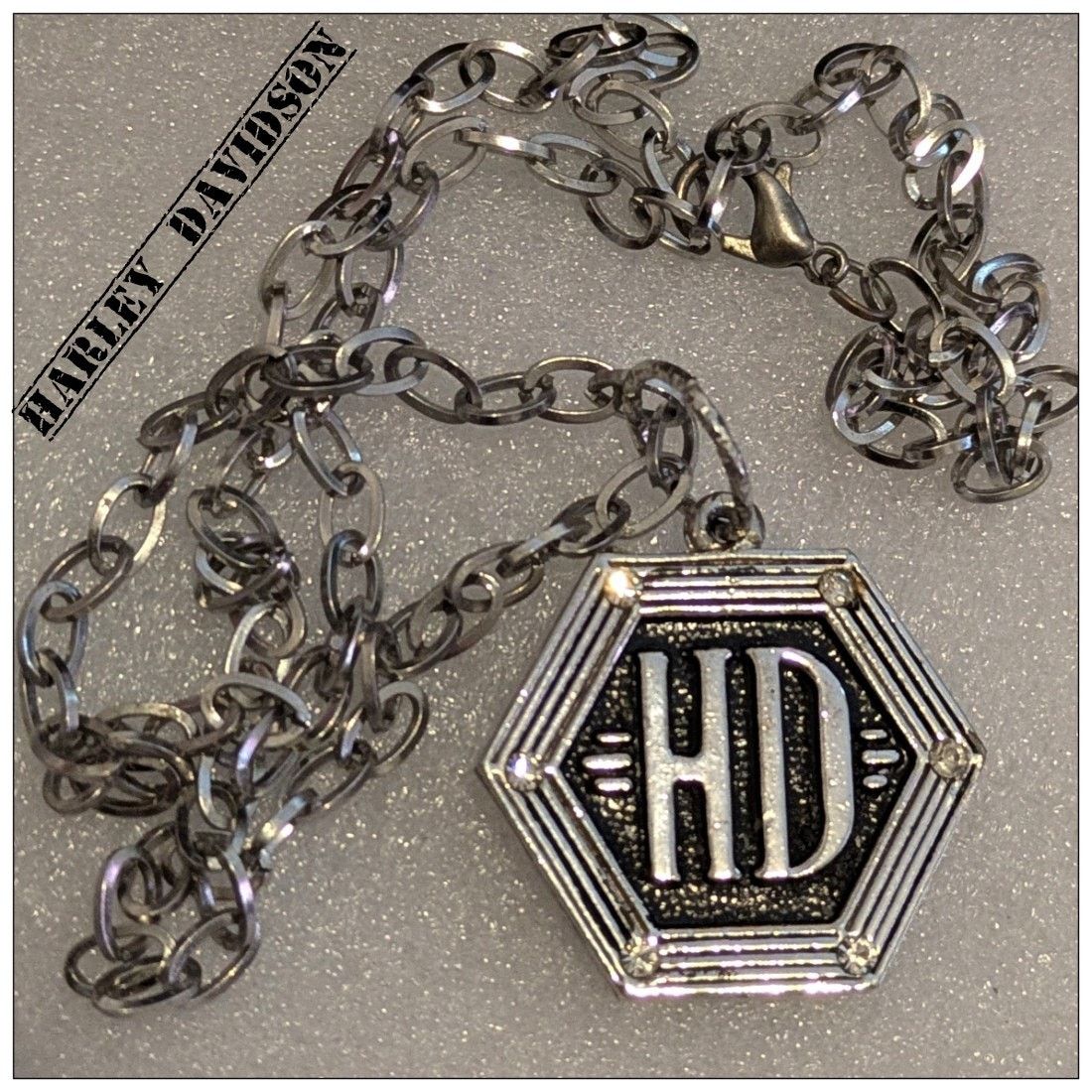 Harley Davidson HARLEY DAVIDSON MOTORCYCLES Hexagon Shaped HD Charm Necklace Size ONE SIZE - 3 Thumbnail