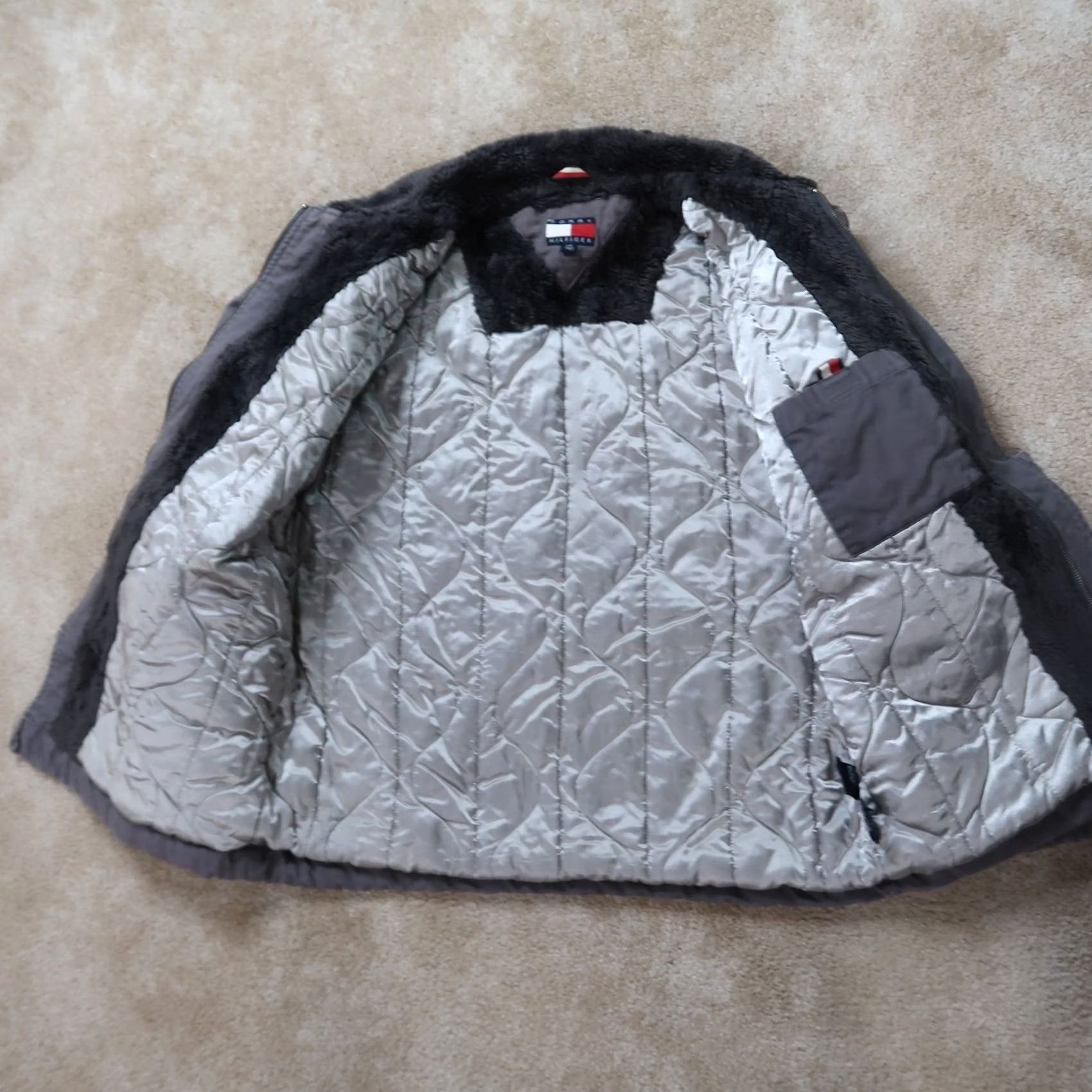 Tommy Hilfiger Tommy Hilfiger Jacket Mens Large Full Zip Quilt Lined Insulated Gray Size US L / EU 52-54 / 3 - 6 Thumbnail