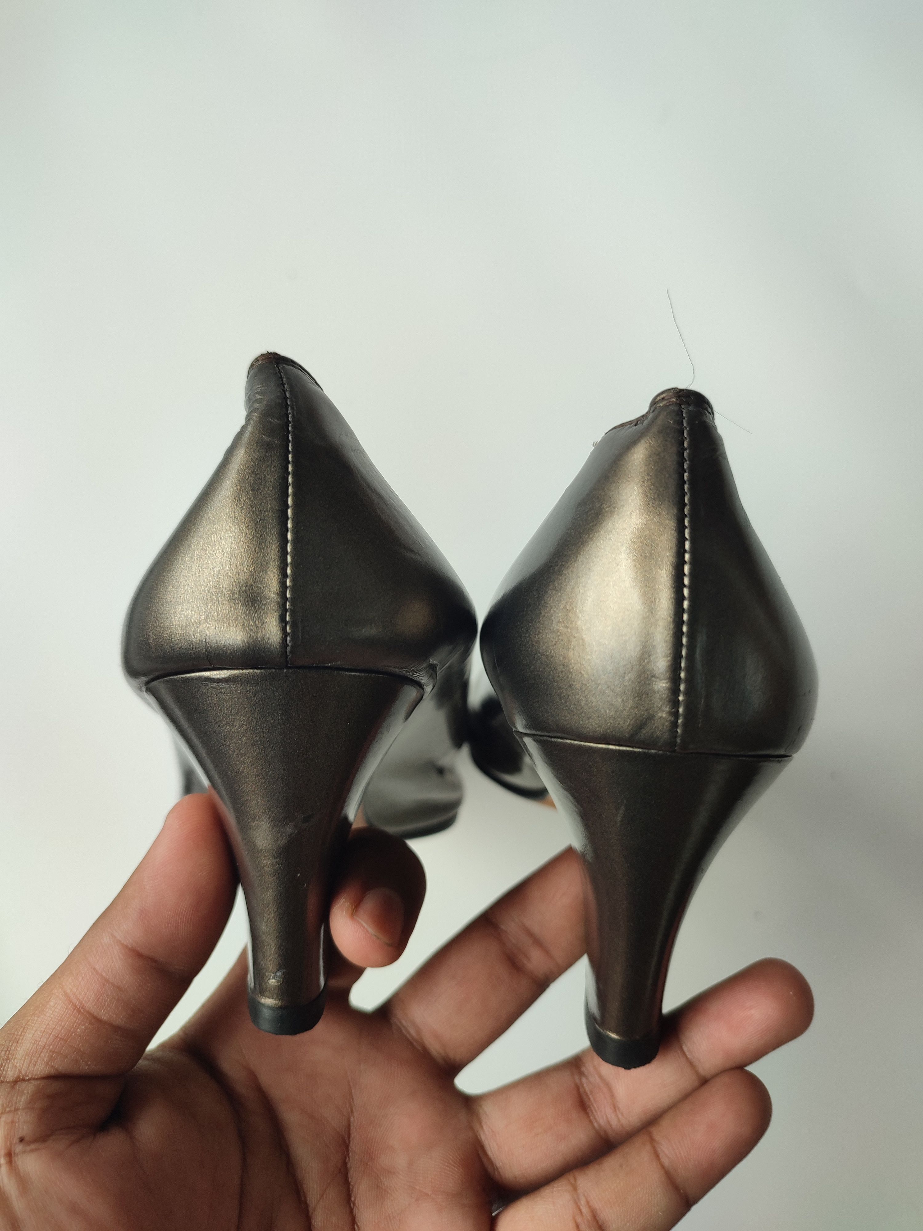 Salvatore Ferragamo Salvatore Ferragamo Pointed-Toe Heels Size US 8 / IT 38 - 4 Thumbnail