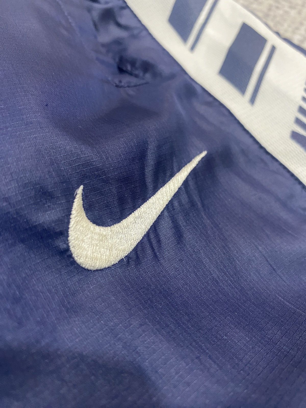Nike Vintage Nike Logo Tape Track Pants Navy Size US 32 / EU 48 - 3 Thumbnail