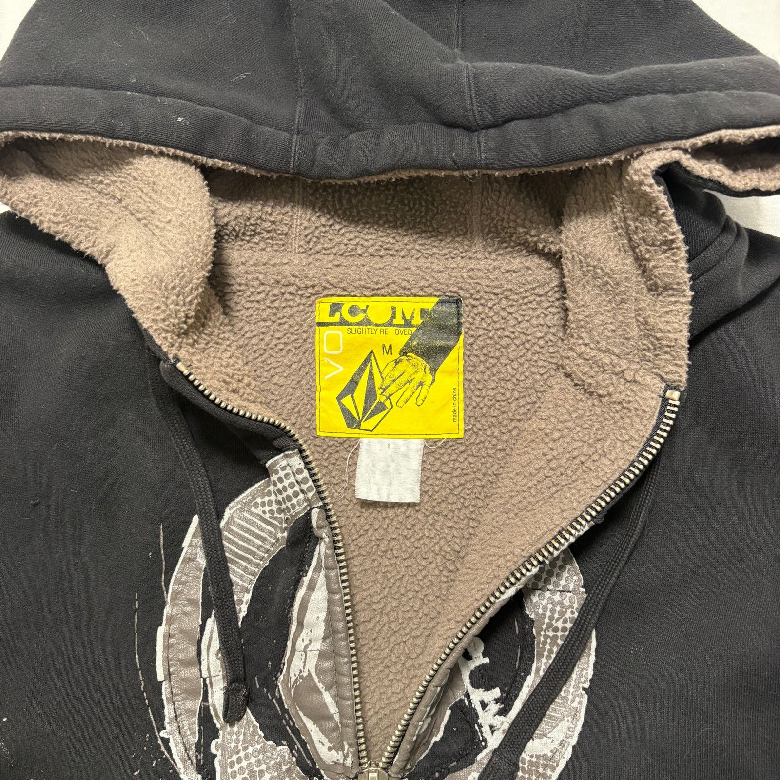 Volcom VTG Y2K 00's Volcom Center Logo Fleece Lined Zip Up Hoodie Size US M / EU 48-50 / 2 - 2 Thumbnail