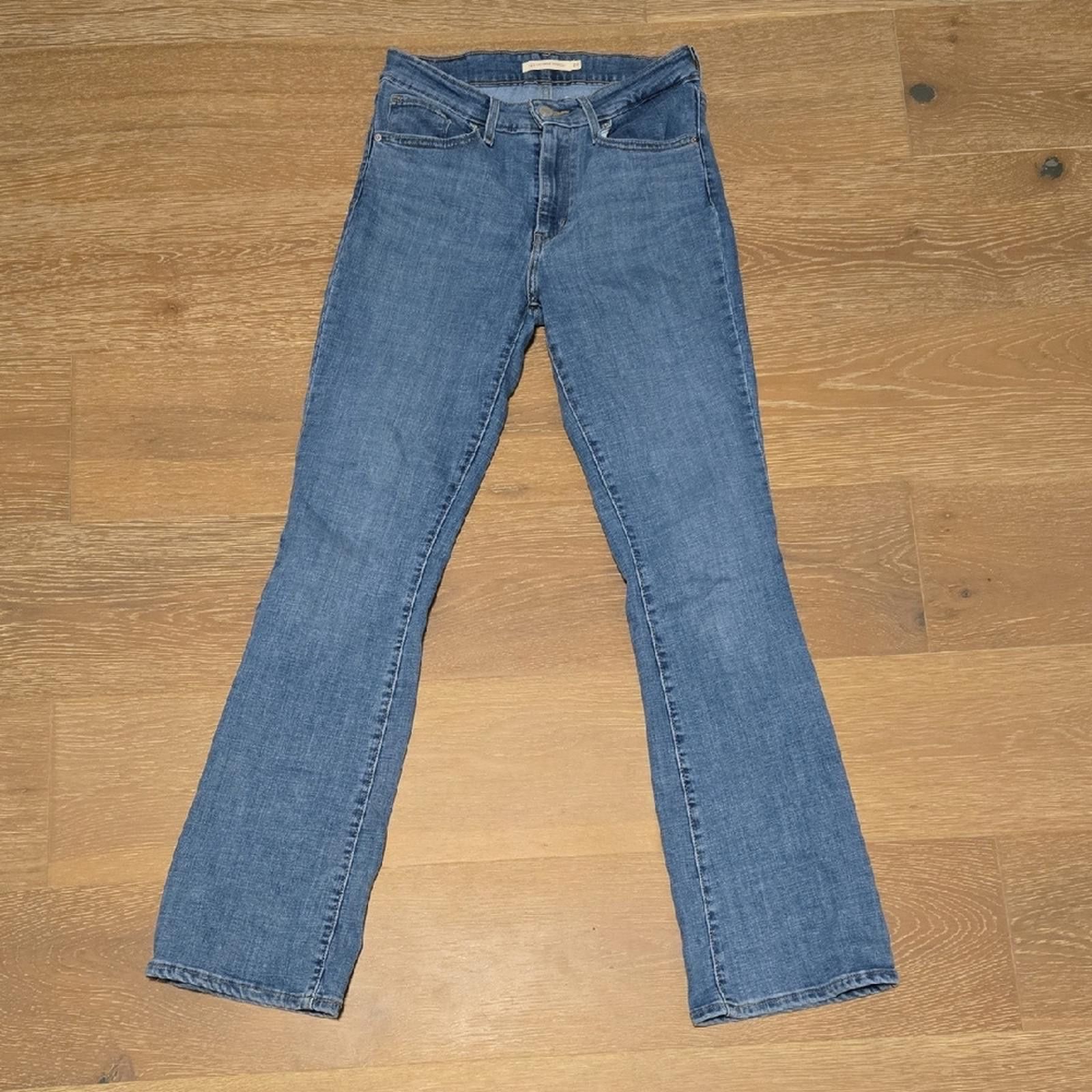 Levi's Levi's 725 High Rise Bootcut Size 28 Size 28" / US 6 / IT 42 - 1 Thumbnail