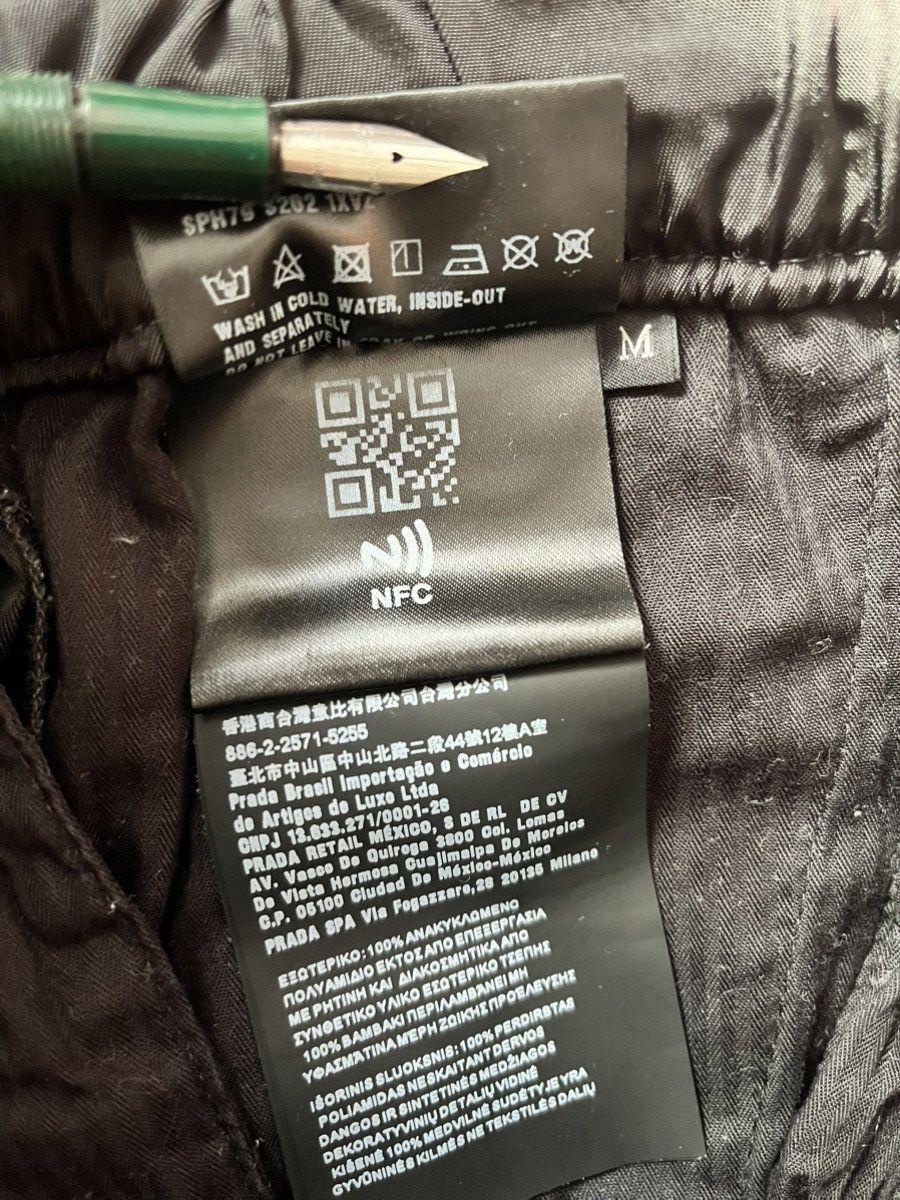 Prada Prada Re-Nylon Black Medium Pants Size US 32 / EU 48 - 8 Thumbnail
