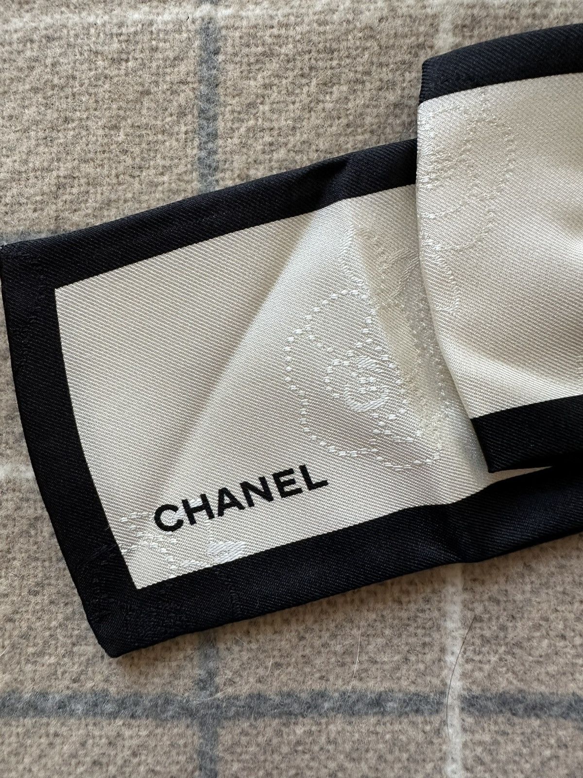 Chanel Chanel bow hair tie Size ONE SIZE - 6 Thumbnail