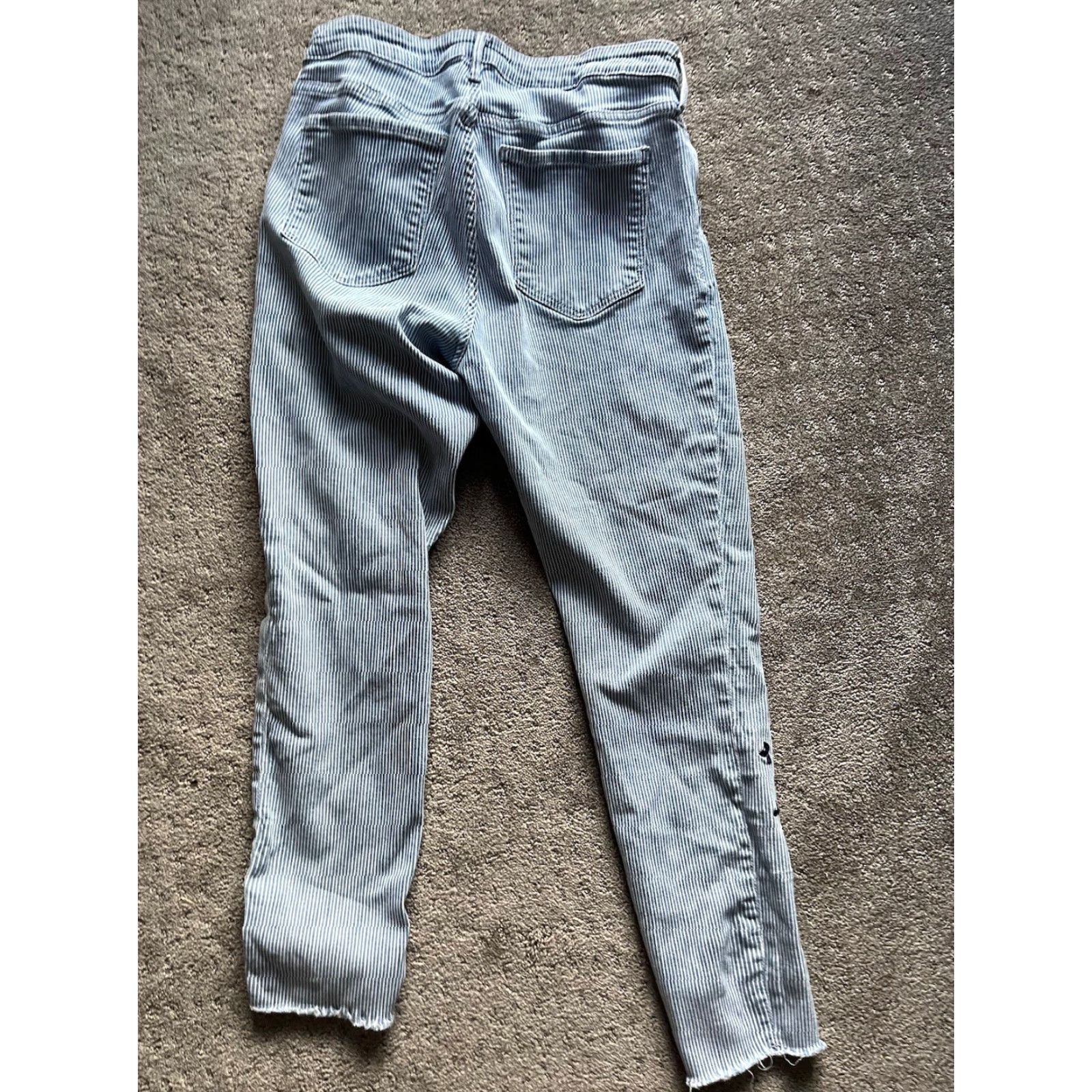 Old Navy Old Navy Jeans Women’s 14 Blue Striped Embroidered Mid Rise Skinny 5-Pocket Denim Cotton Blend N/A Raw Vintage: No Size 36" / US 14 / IT 50 - 3 Thumbnail