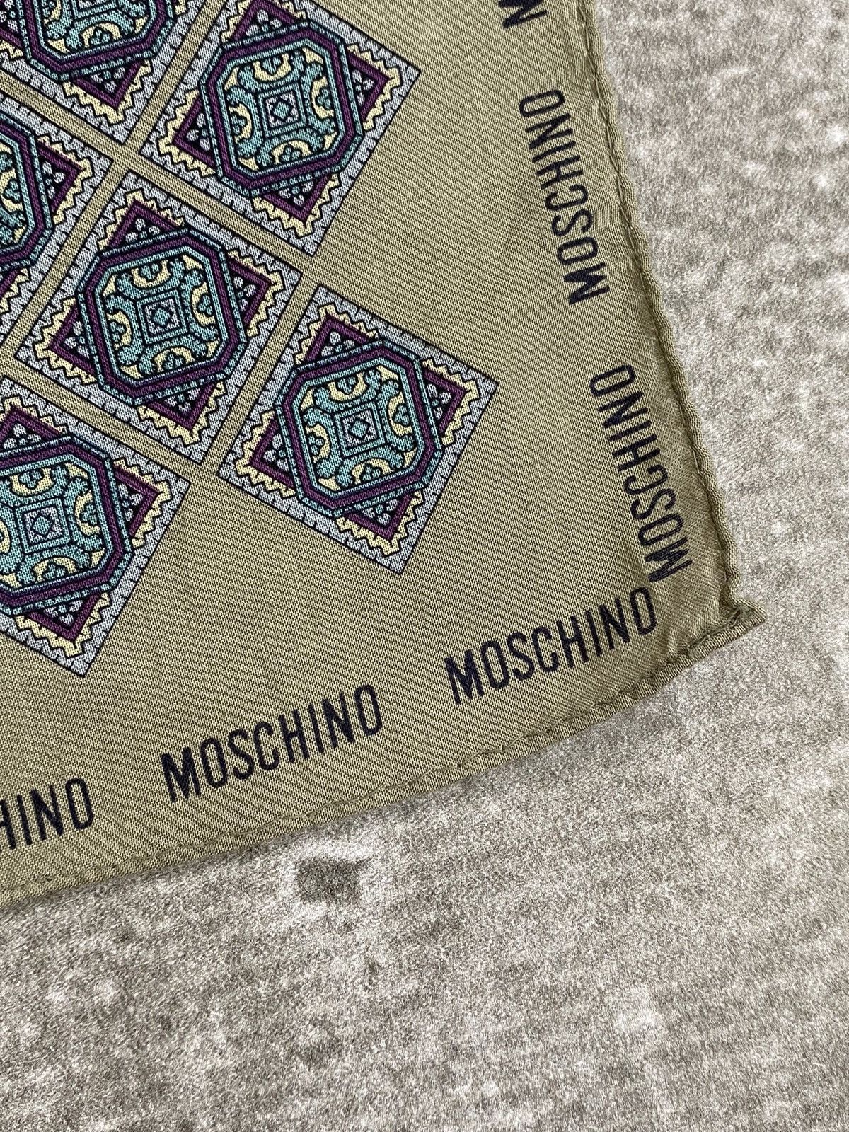 Moschino Moschino Handkerchief / Bandana / Neckerchief Size ONE SIZE - 3 Thumbnail
