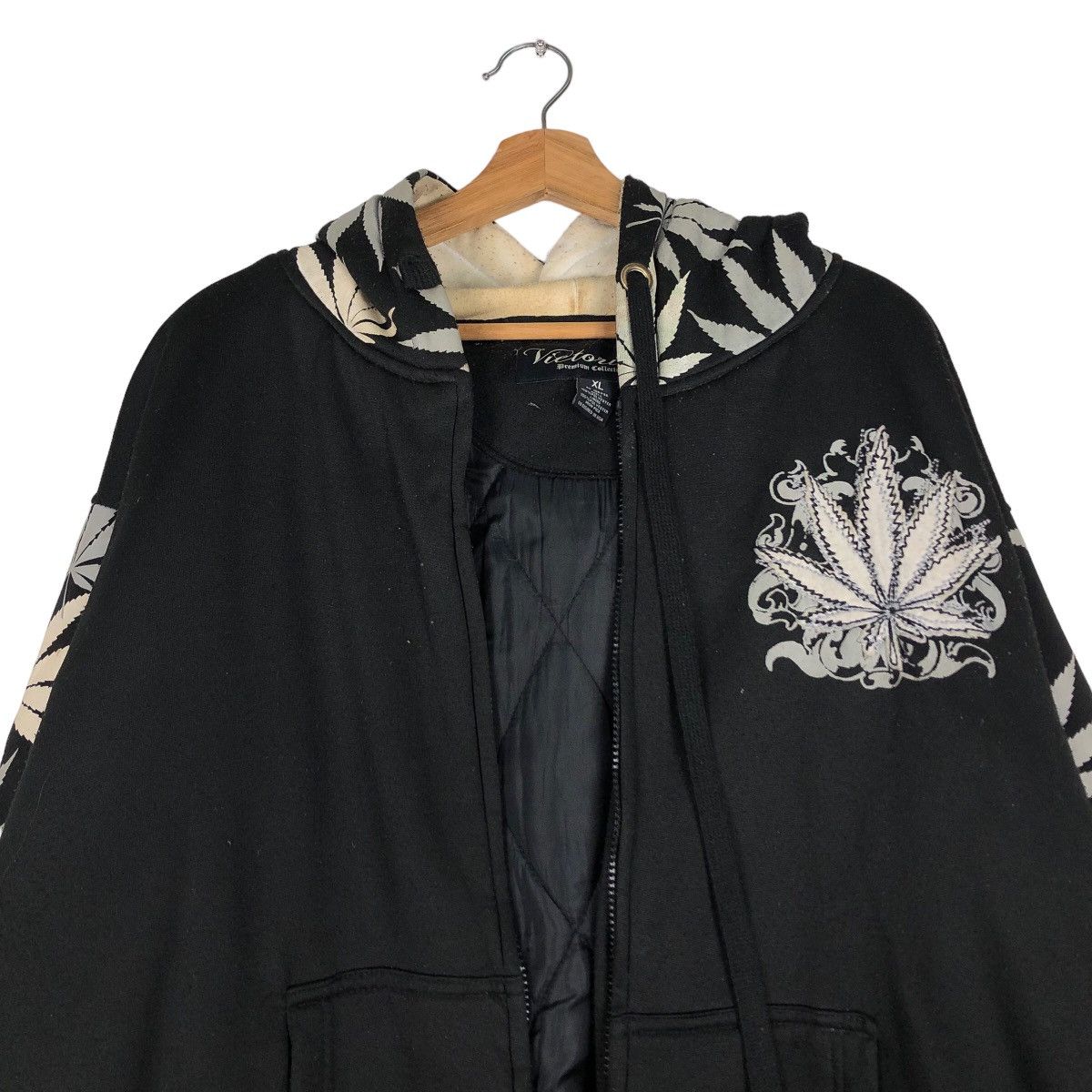 Japanese Brand 🔥Rare Big Logo Weed Logo Zipper Jacket Hoodie Victorious Size US XL / EU 56 / 4 - 4 Thumbnail