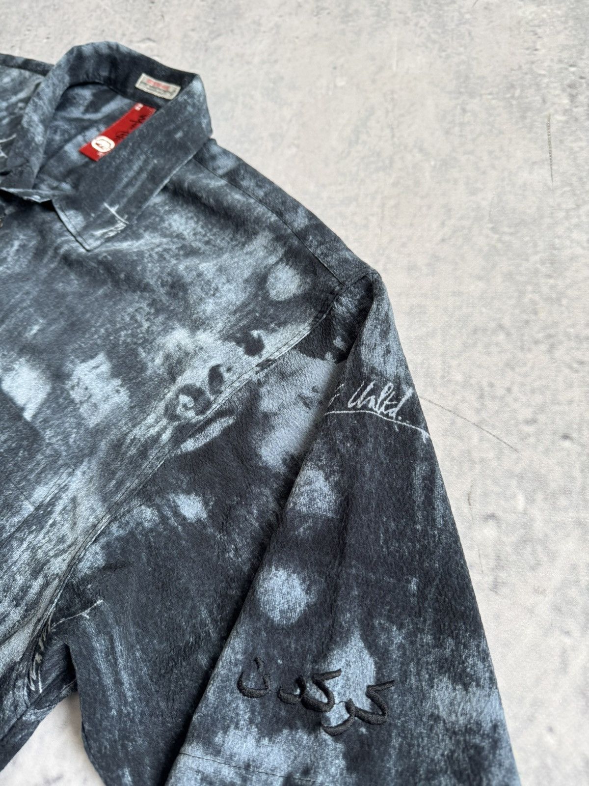 Marc Ecko 🔥🔥Vintage Y2K 00s Mark Ecko Graffiti Faces rare shirt Size US L / EU 52-54 / 3 - 5 Thumbnail