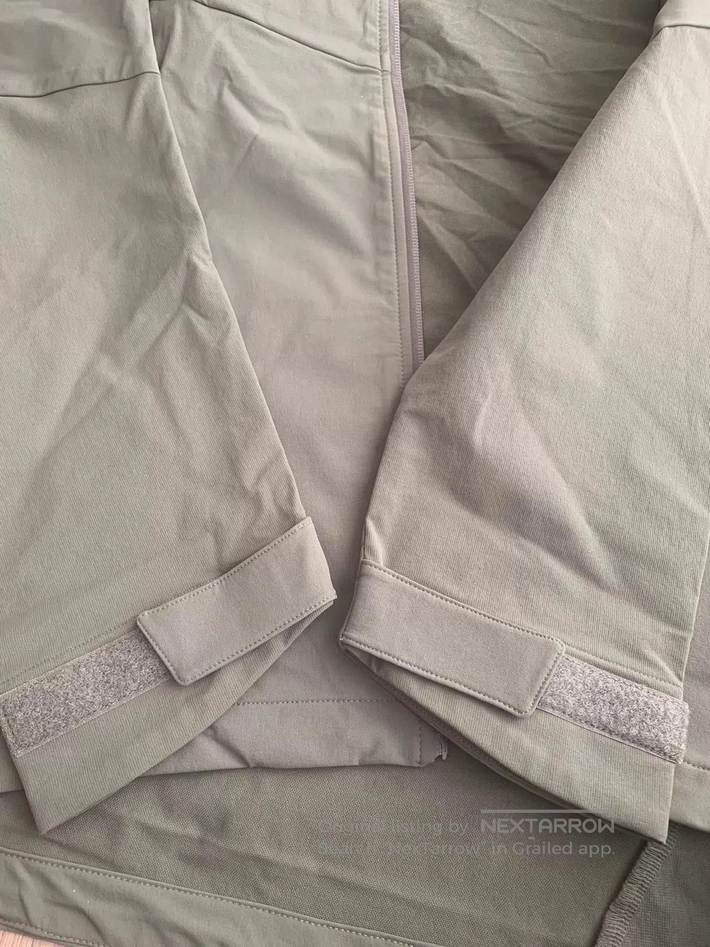 Tultex Green Hooded Light Jacket Size L. Size US L / EU 52-54 / 3 - 8 Thumbnail