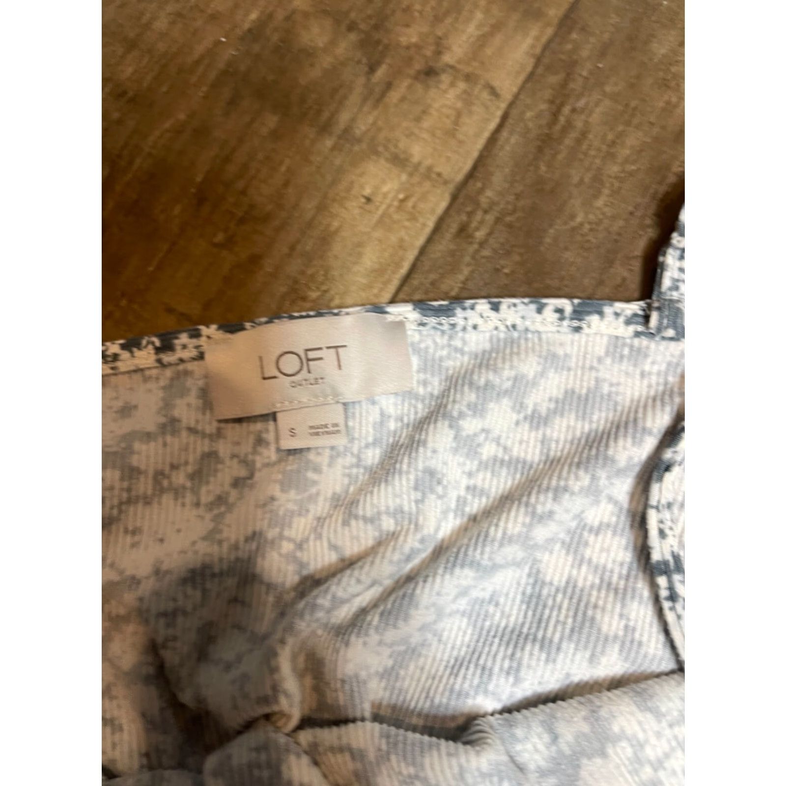 Ann Taylor Ann Taylor Loft Tank Top Women Small Floral Shirt Tank Size S / US 4 / IT 40 - 4 Thumbnail