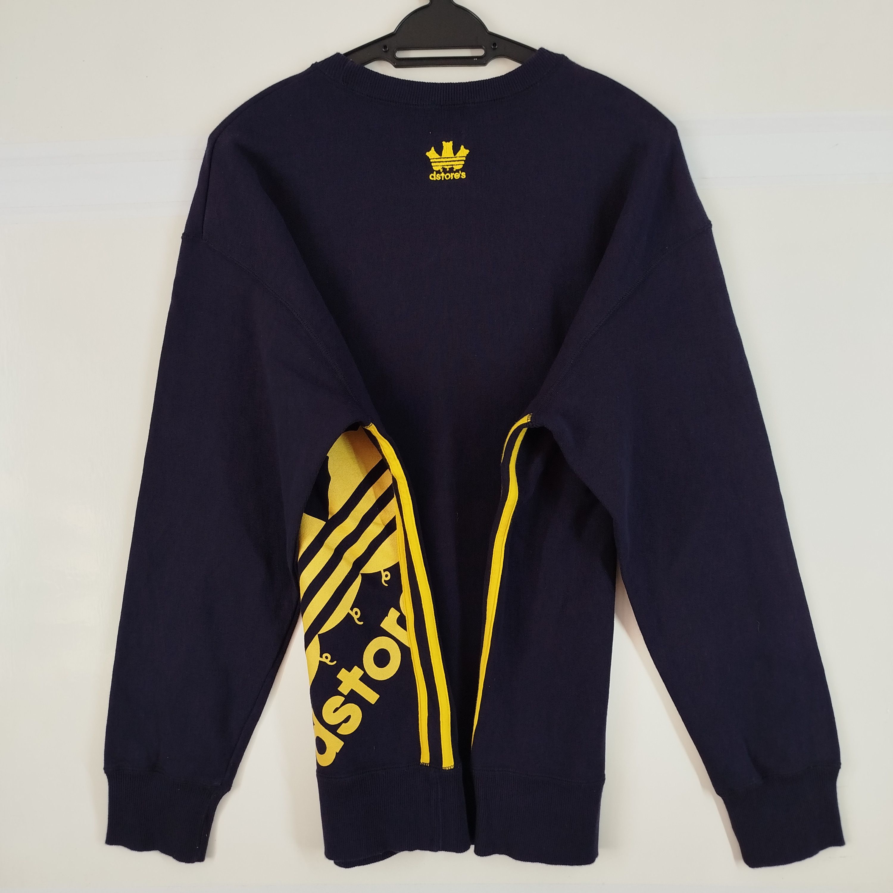 Japanese Brand Drug Store Adidas Designs Big Logo Size US L / EU 52-54 / 3 - 9 Thumbnail