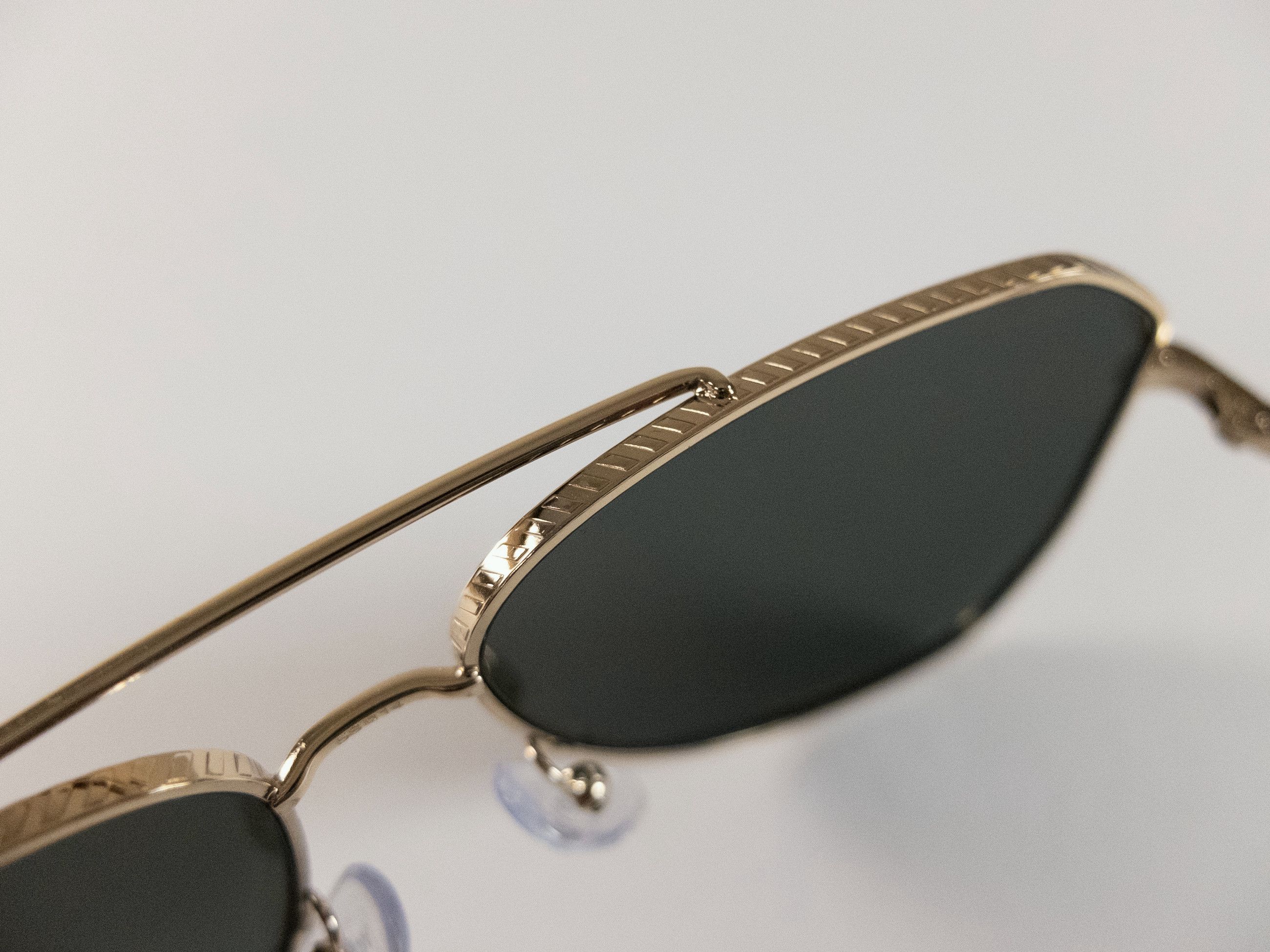 Prada PRADA gold tone metal aviator frame sunglasses authentic Size ONE SIZE - 9 Thumbnail