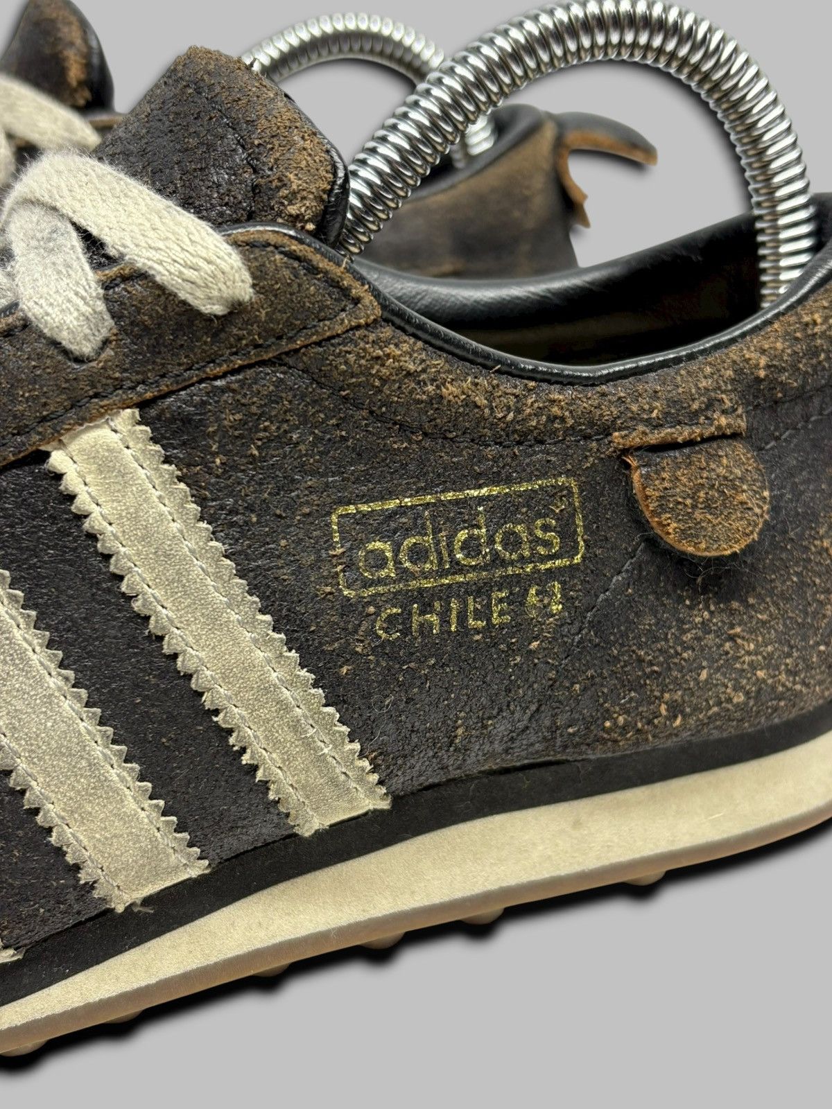 Adidas 2008 Adidas Chile 62 Low Top Leather Sneakers Shoes Brown Size US 5 / EU 37 - 9 Thumbnail