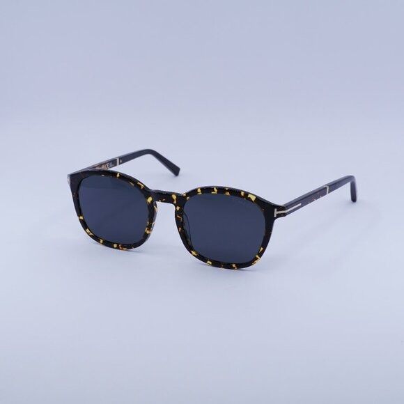 New Tom Ford FT0977-D 20J Sunglasses - Lowest price! New TOM FORD FT0977-D 20J Transparent Grey/Roviex 48-22-145  main image 2