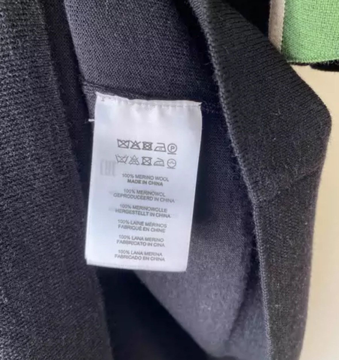 Dries Van Noten Dries van noten Black half sleeve 2412-Nextarrow Size US S / EU 44-46 / 1 - 4 Thumbnail