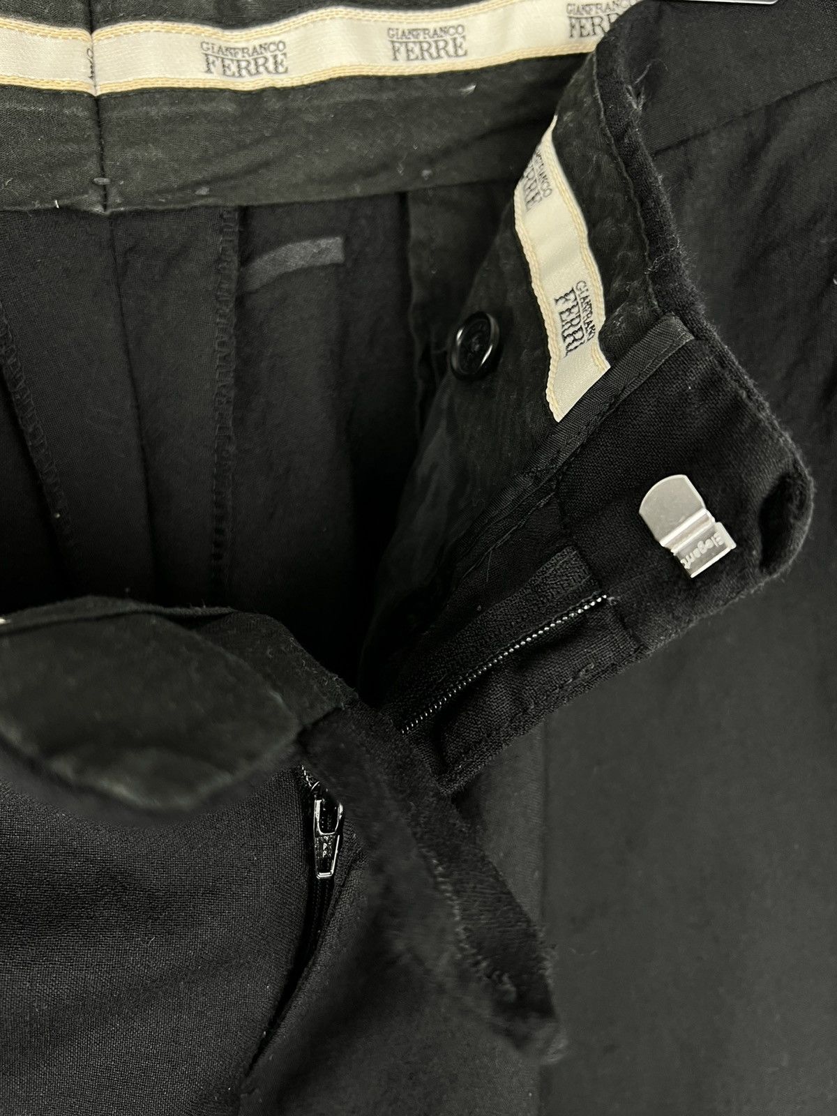 GF Ferre × Gianfranco Ferre Gianfranco Ferre Classic Black Pants Size US 34 / EU 50 - 4 Thumbnail