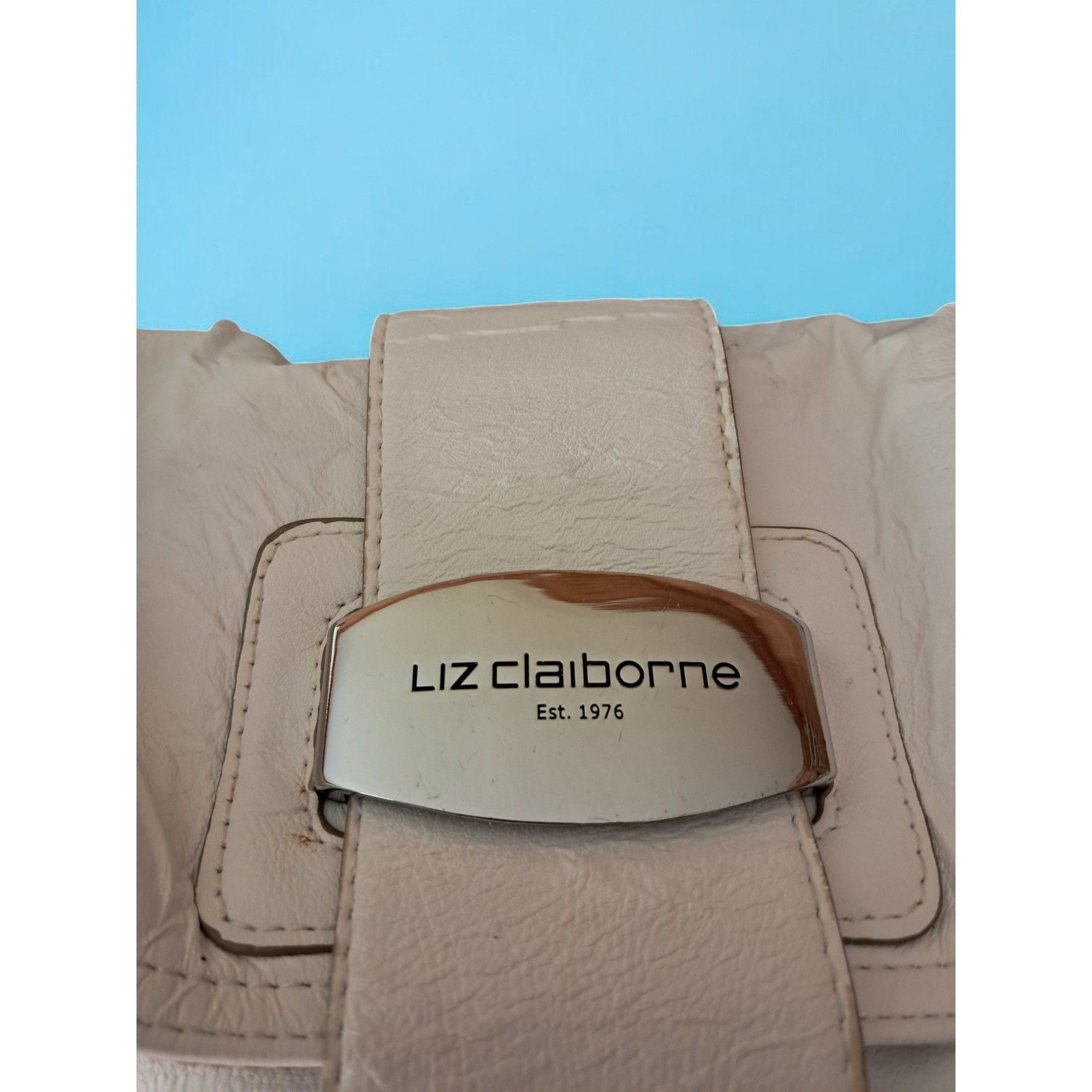 Other Liz Claiborne White Faux Leather Shoulder Bag Size ONE SIZE - 7 Thumbnail