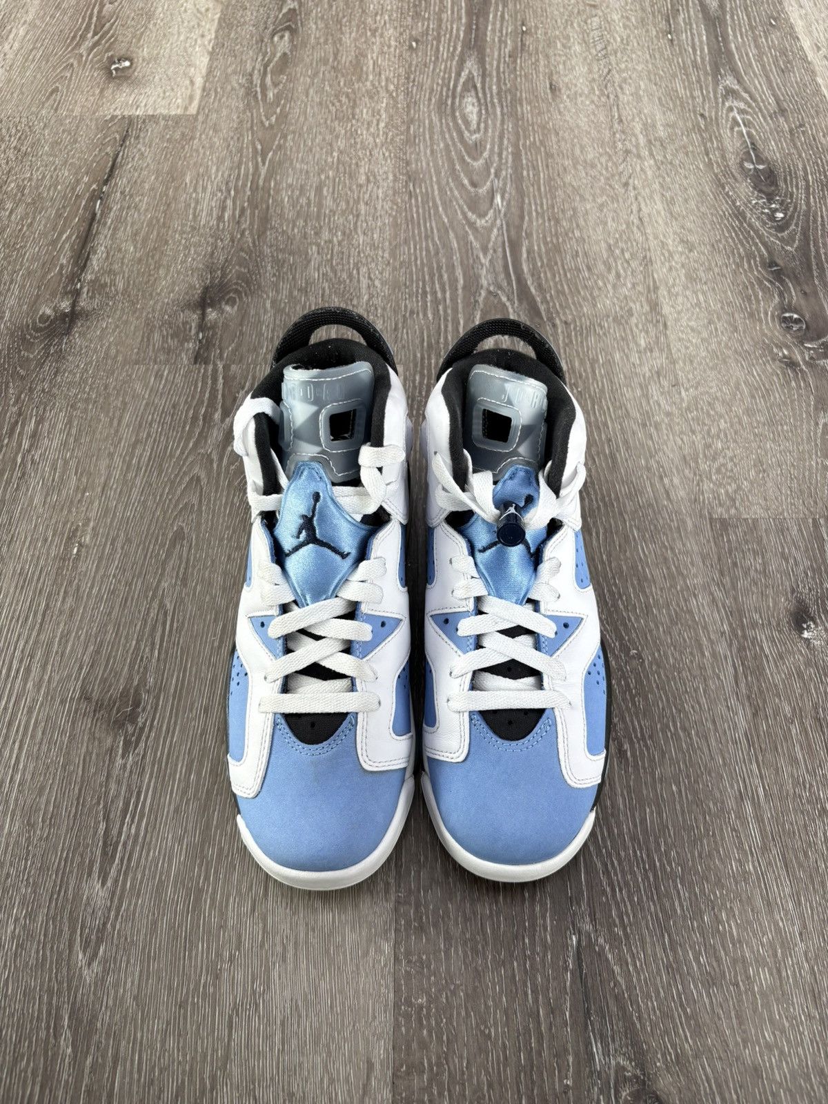 Jordan Brand Air Jordan 6 “UNC White” (GS) **PRE-OWNED** Size US 6 / EU 39 - 3 Thumbnail