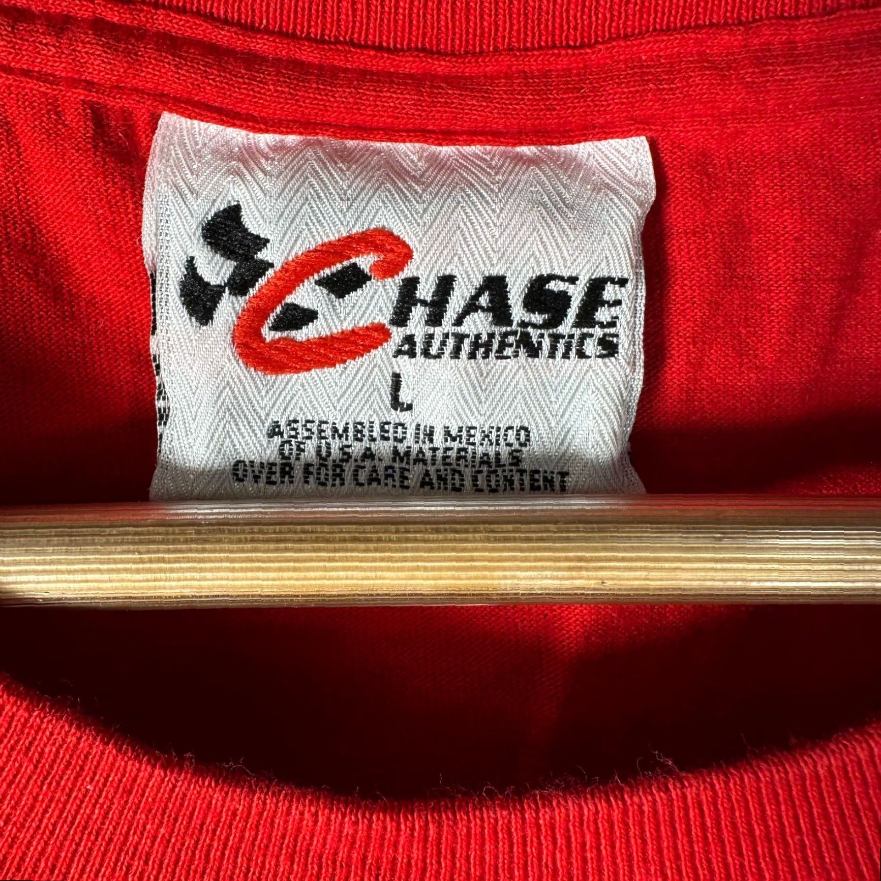 Chase Authentics VINTAGE Dale Earnhardt Jr Budweiser Racing T-Shirt Mens L Red NASCAR 8 Size US L / EU 52-54 / 3 - 2 Thumbnail