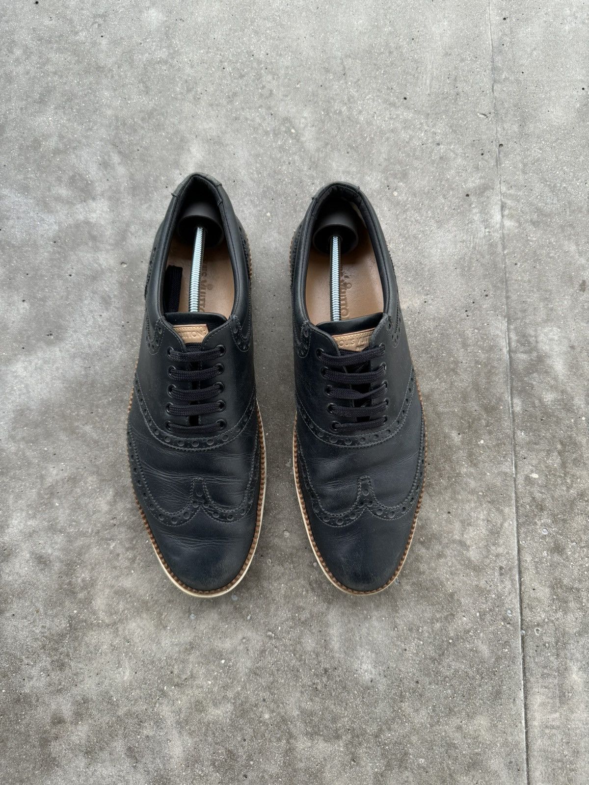 Designer × Louis Vuitton × Vintage Louis Vuitton Brogue Leather Oxford Lace Up Sneakers Size US 9 / EU 42 - 2 Thumbnail