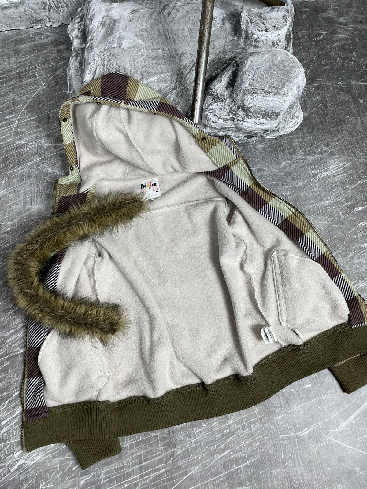Billabong × If Six Was Nine × Le Grande Bleu (L.G.B.) Billabong Vintage Japanese Fur Hoodie Y2K Size US M / EU 48-50 / 2 - 9 Thumbnail