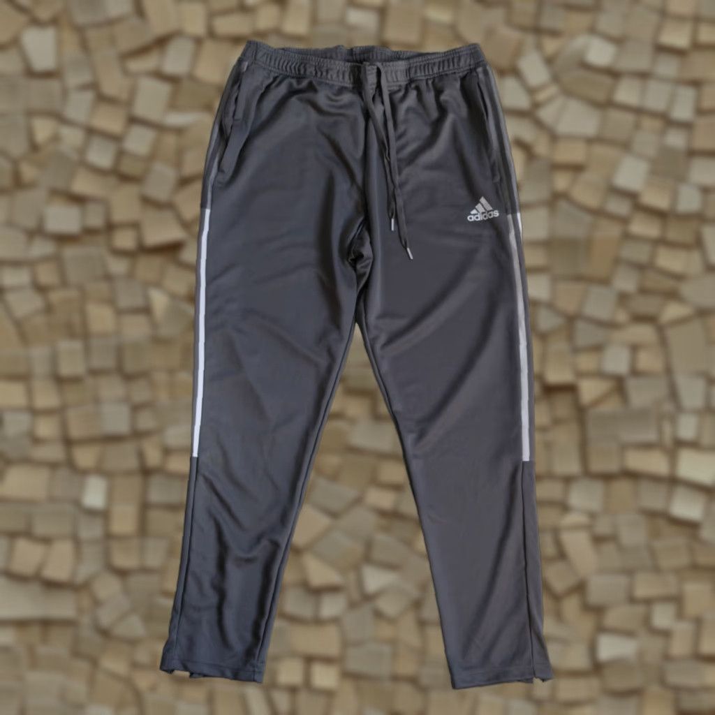 Adidas adidas Active VTG Y2K Soccer Track Sports Gray Stripe Sweatpants 2020 SZ XL Mens Pants Regular Gray Stripe 32" Waist 30" Inseam Size US 36 / EU 52 - 1 Thumbnail