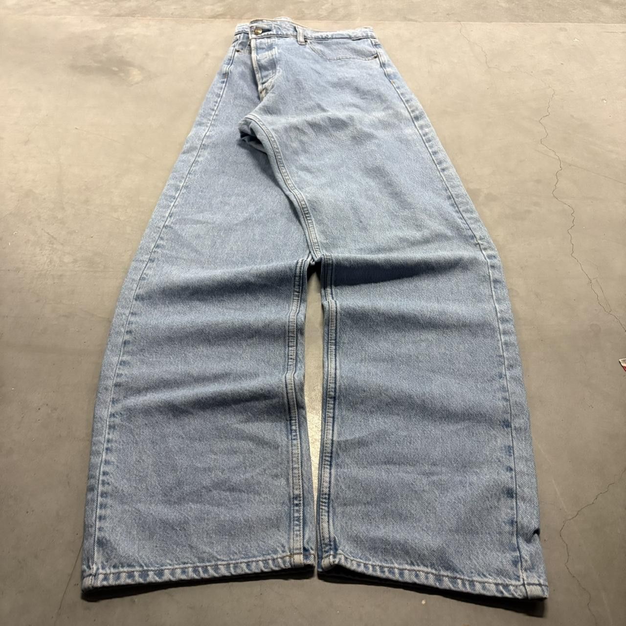 Vintage Crazy Vintage Y2K/2000s Baggy Calvin Klein Grunge Skater Medium Wash Denim Jeans! Size US 36 / EU 52 - 3 Thumbnail
