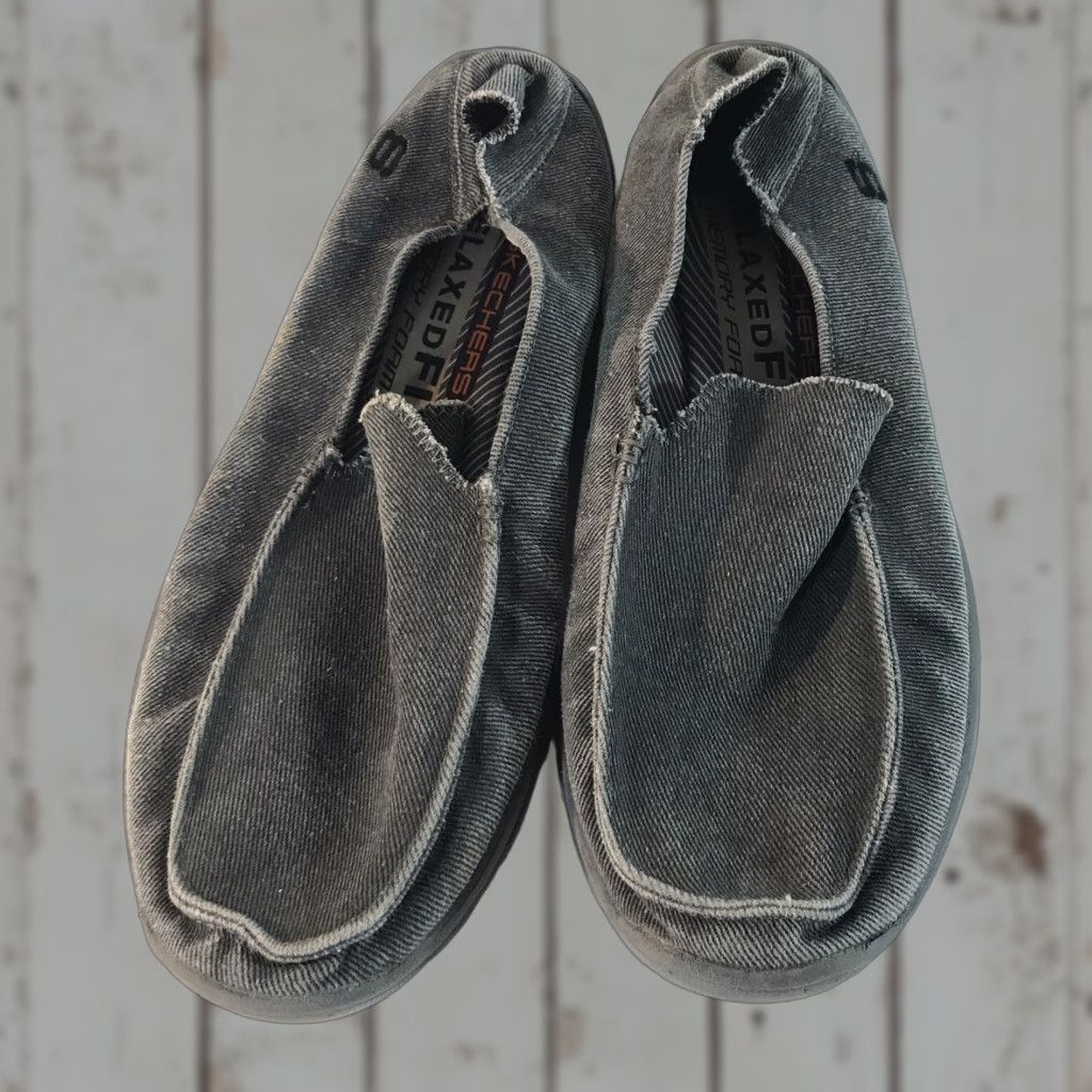 SKECHERS Skechers Loafers Mens Size 10 Gray Casual Slip On Memory Foam Comfort Size US 10 / EU 43 - 1 Thumbnail
