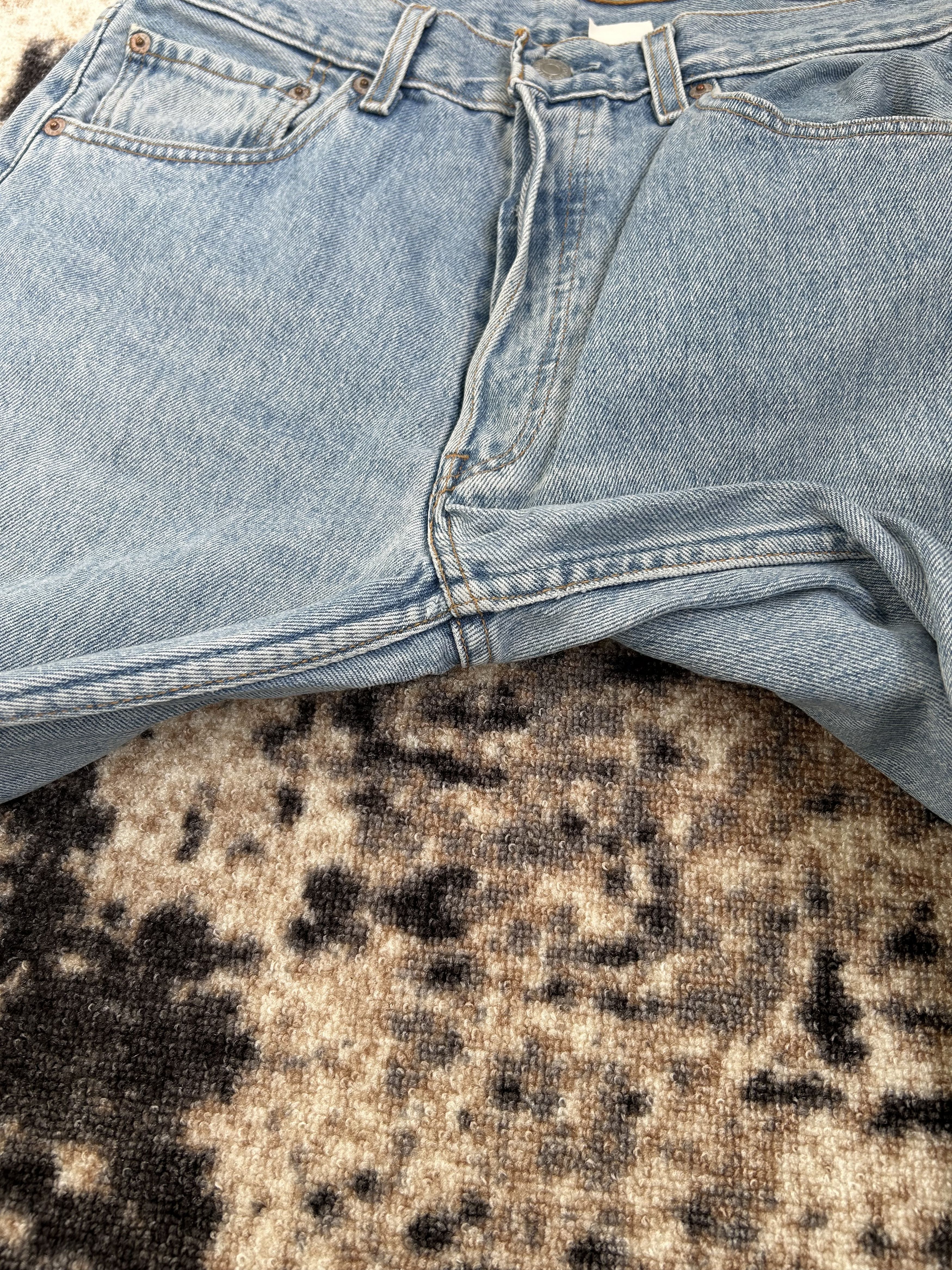 Levi's × Vintage Levis 501 Vintage Denim Jeans Made in Guatemala Size W32 L32 Size US 32 / EU 48 - 9 Thumbnail