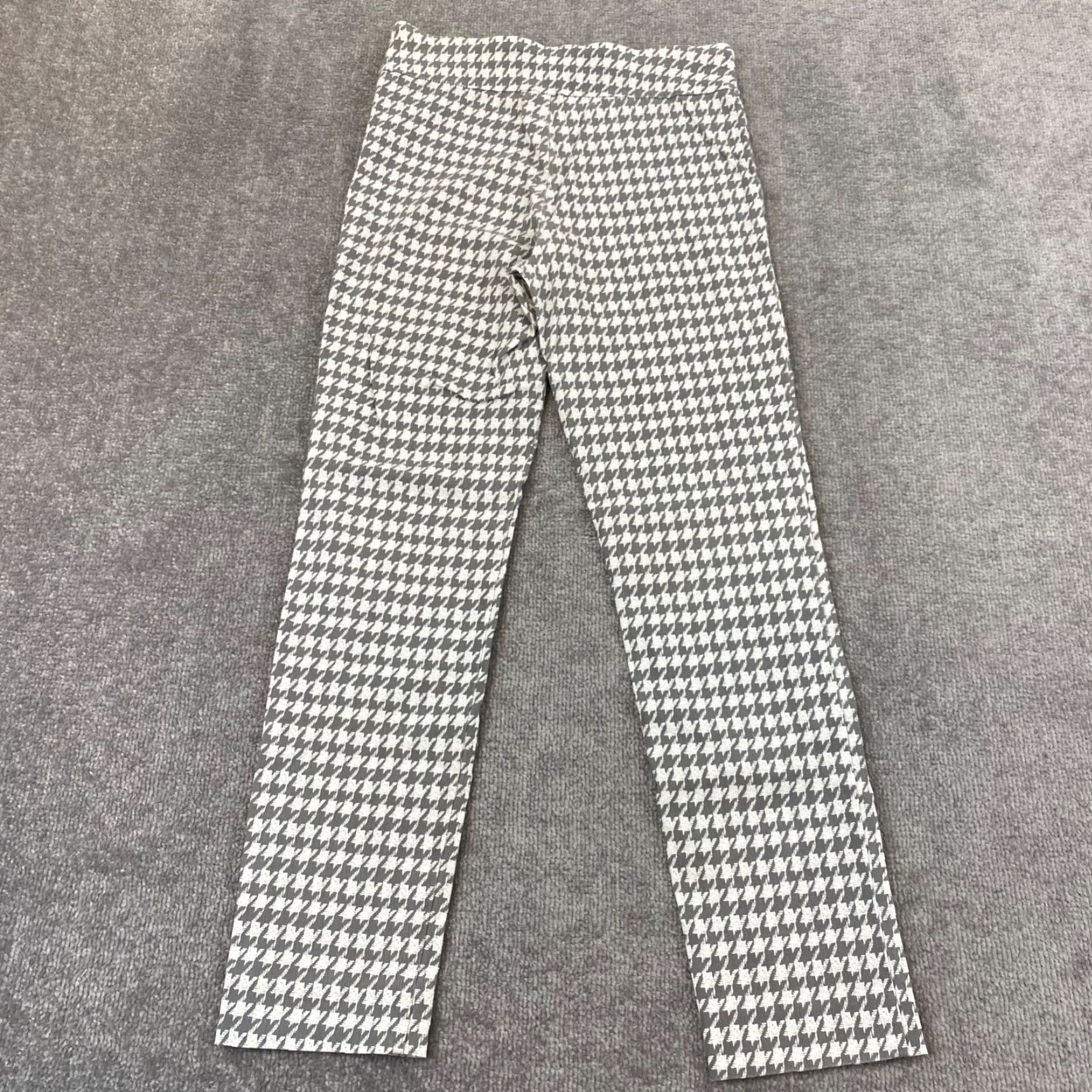 Vintage **Geometric Tapered Stretch Pants Women's 6 White Gray USA** User: **Geometric Tapered Stretch Women's Pants Size 6 White Gray USA** Size 28" / US 6 / IT 42 - 7 Thumbnail