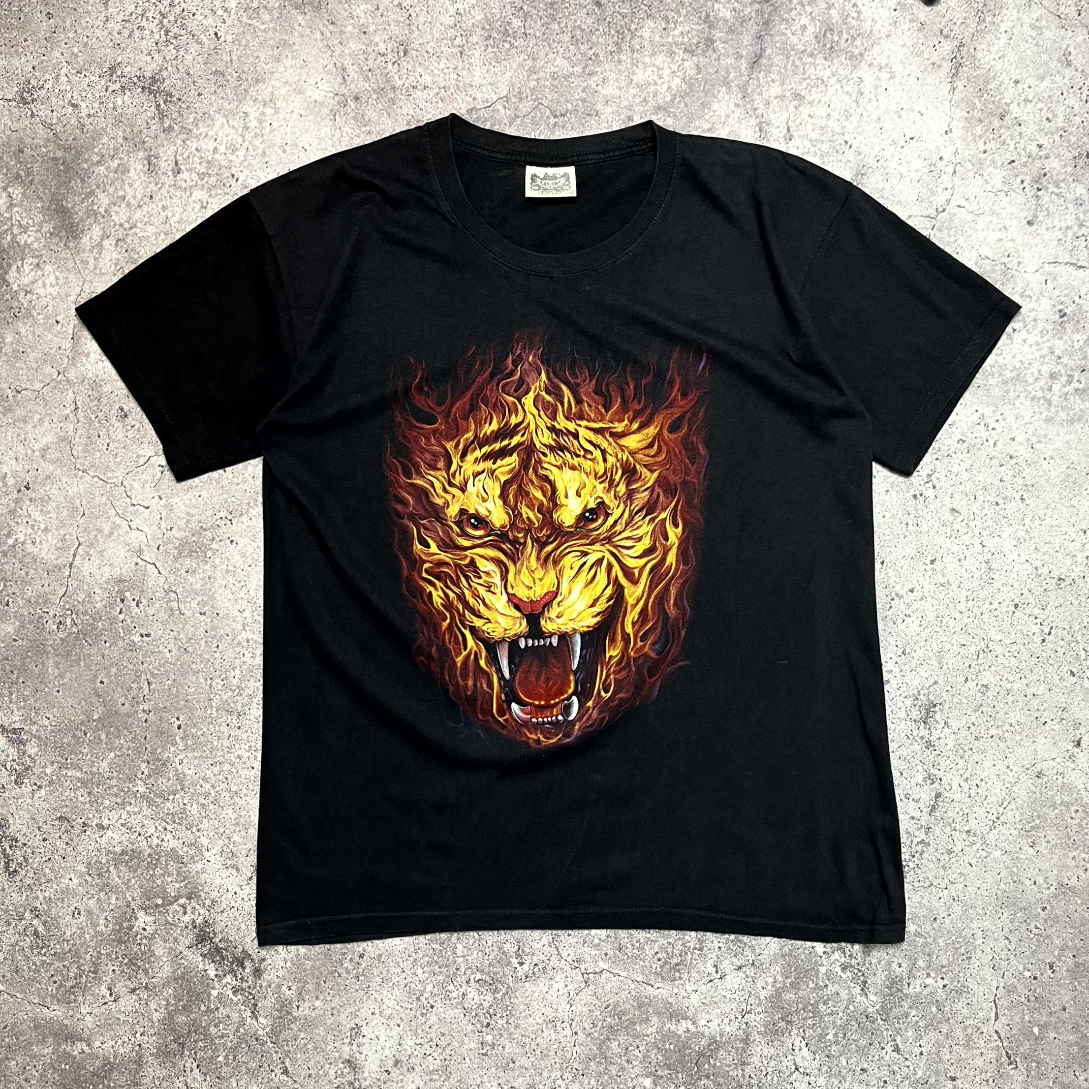 Other Vintage Fire Lion Graphic T‑Shirt Black Men’s Size 2XL Size US XXL / EU 58 / 5 - 1 Thumbnail
