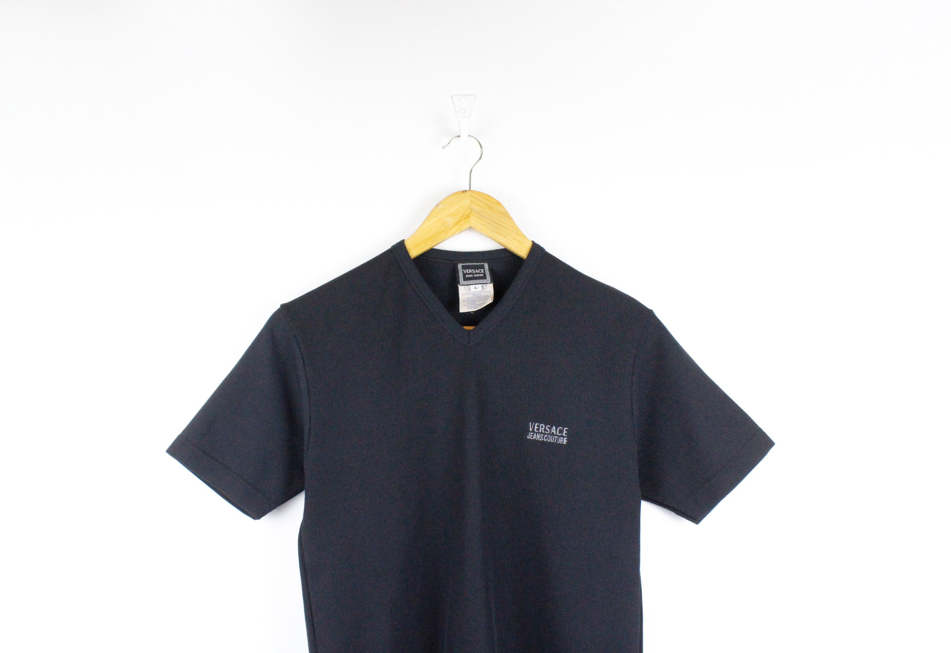 Versace Jeans Couture × Vintage Vintage Versace Jeans Couture Logo Ribbed V-Neck T-shirt Size L / US 10 / IT 46 - 2 Thumbnail
