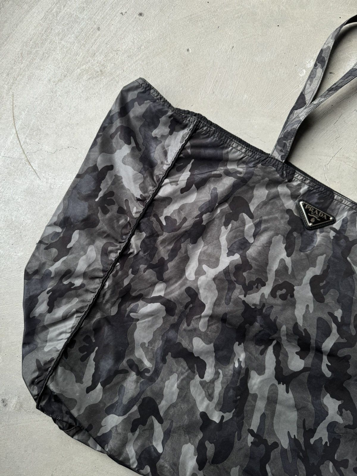Prada Prada Vintage Logo Camouflage Totebag Size ONE SIZE - 10 Thumbnail