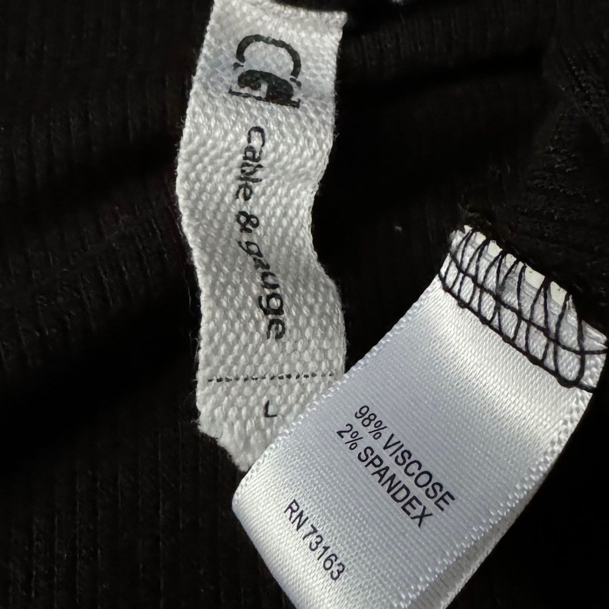 Nordstrom Cable & Gauge, Basic Black, Sleeveless Knit Blouse Size L / US 10 / IT 46 - 7 Thumbnail