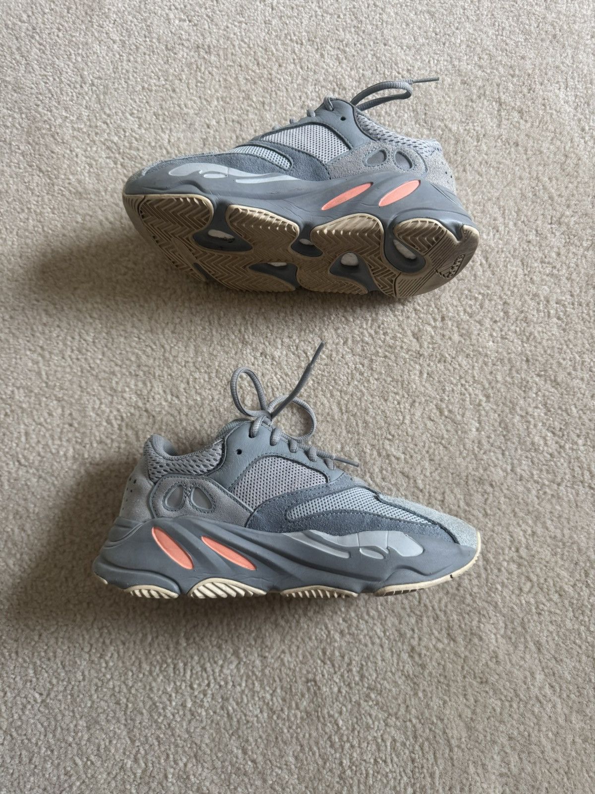 Yeezy YZY 700 Inertia Size US 5 / EU 37 - 2 Thumbnail