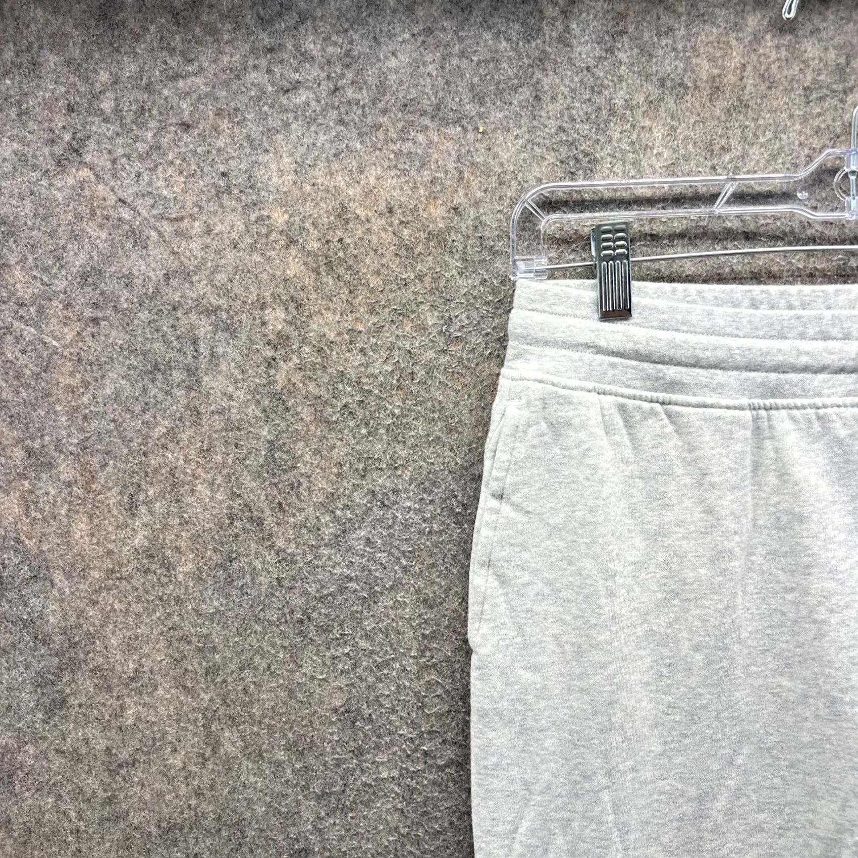 Eddie Bauer Eddie Bauer Jogger Pants Womens Medium Grey Fleece Cotton Tapered Front Pockets Drawstring Waist Regular Inseam 24in Size 32" / US 10 / IT 46 - 5 Thumbnail